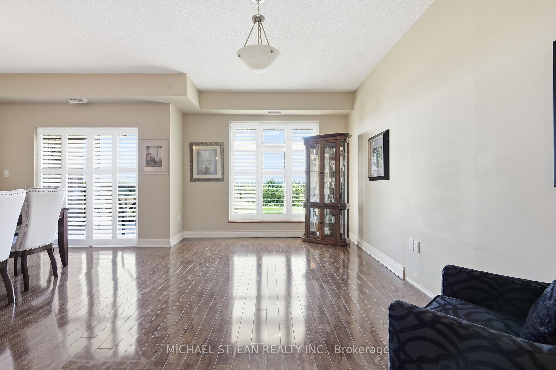 Photo 7 of Unit 521, 8111 Forest Glen Drive, Niagara Falls, Mt. Carmel — HOMEH