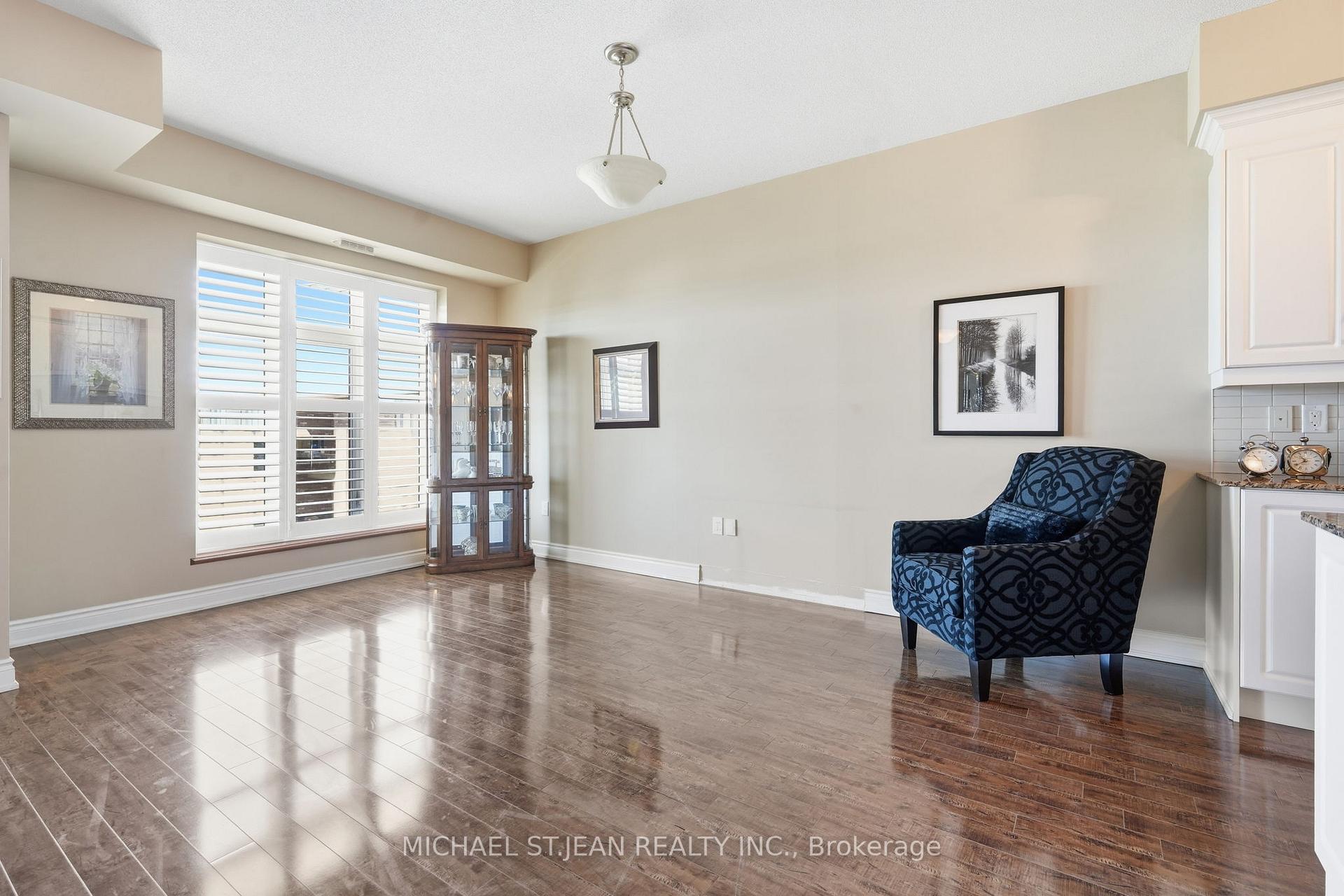 Photo 8 of Unit 521, 8111 Forest Glen Drive, Niagara Falls, Mt. Carmel — HOMEH