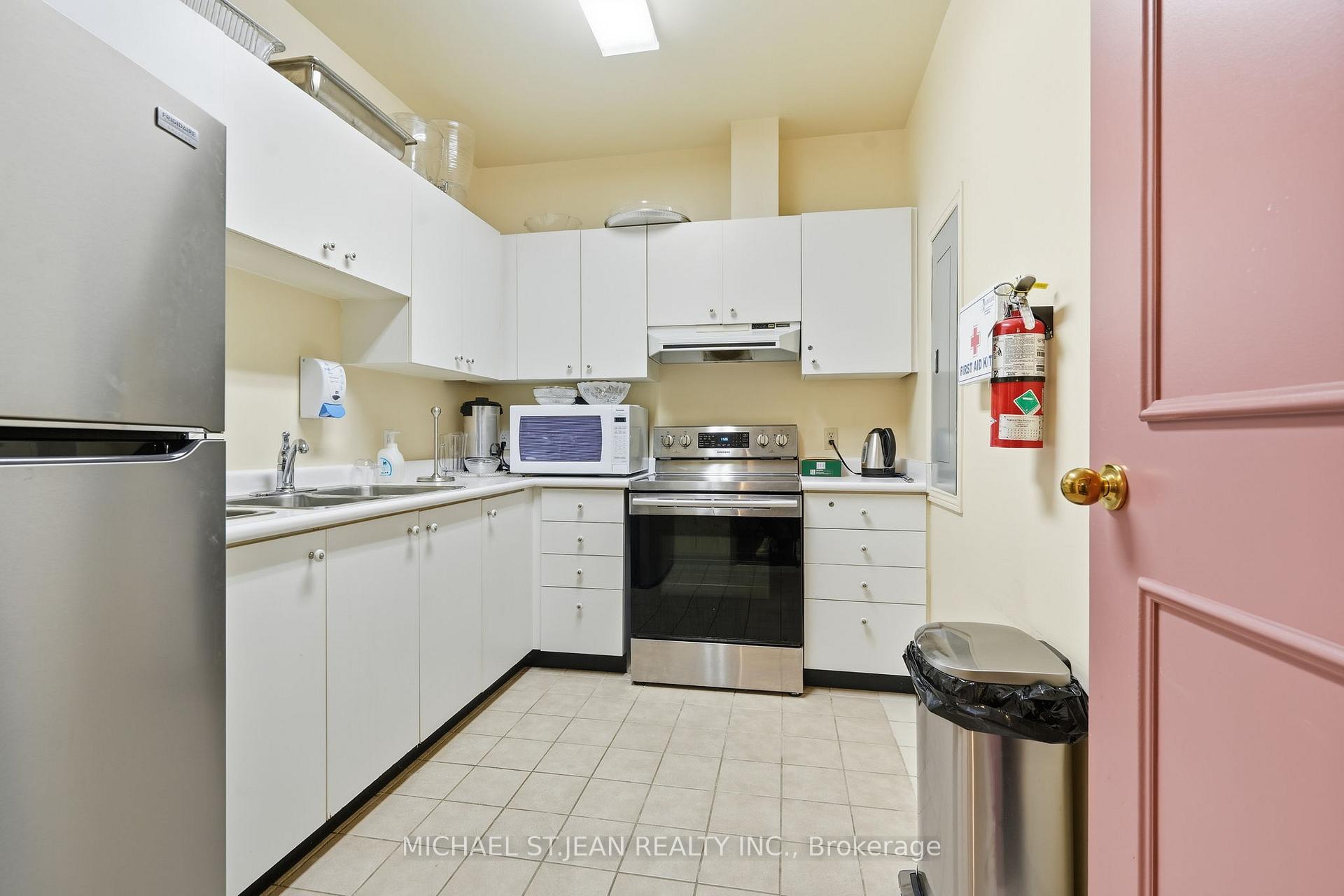 Photo 35 of Unit 521, 8111 Forest Glen Drive, Niagara Falls, Mt. Carmel — HOMEH