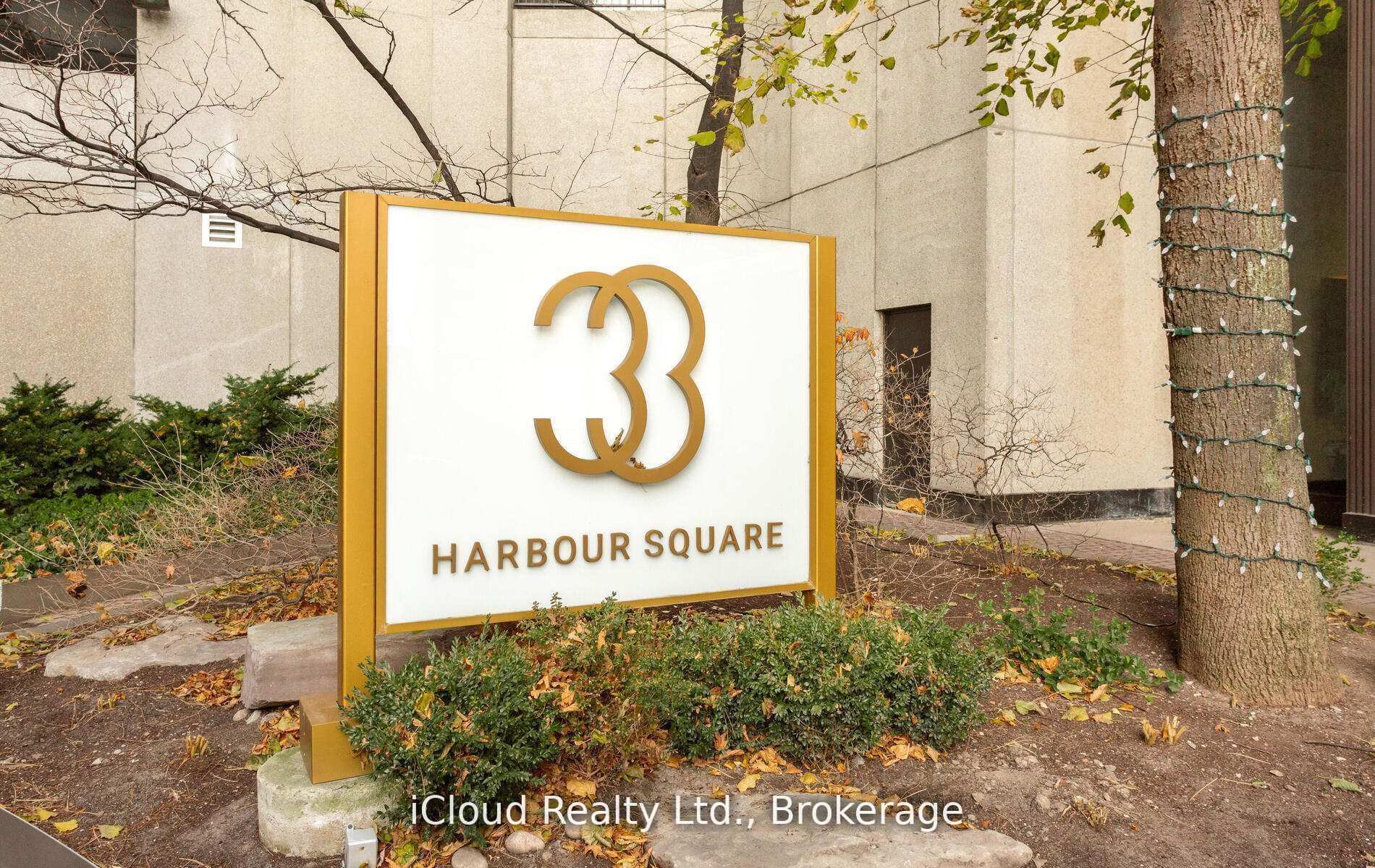 Photo of Unit 837, 33 Harbour Square