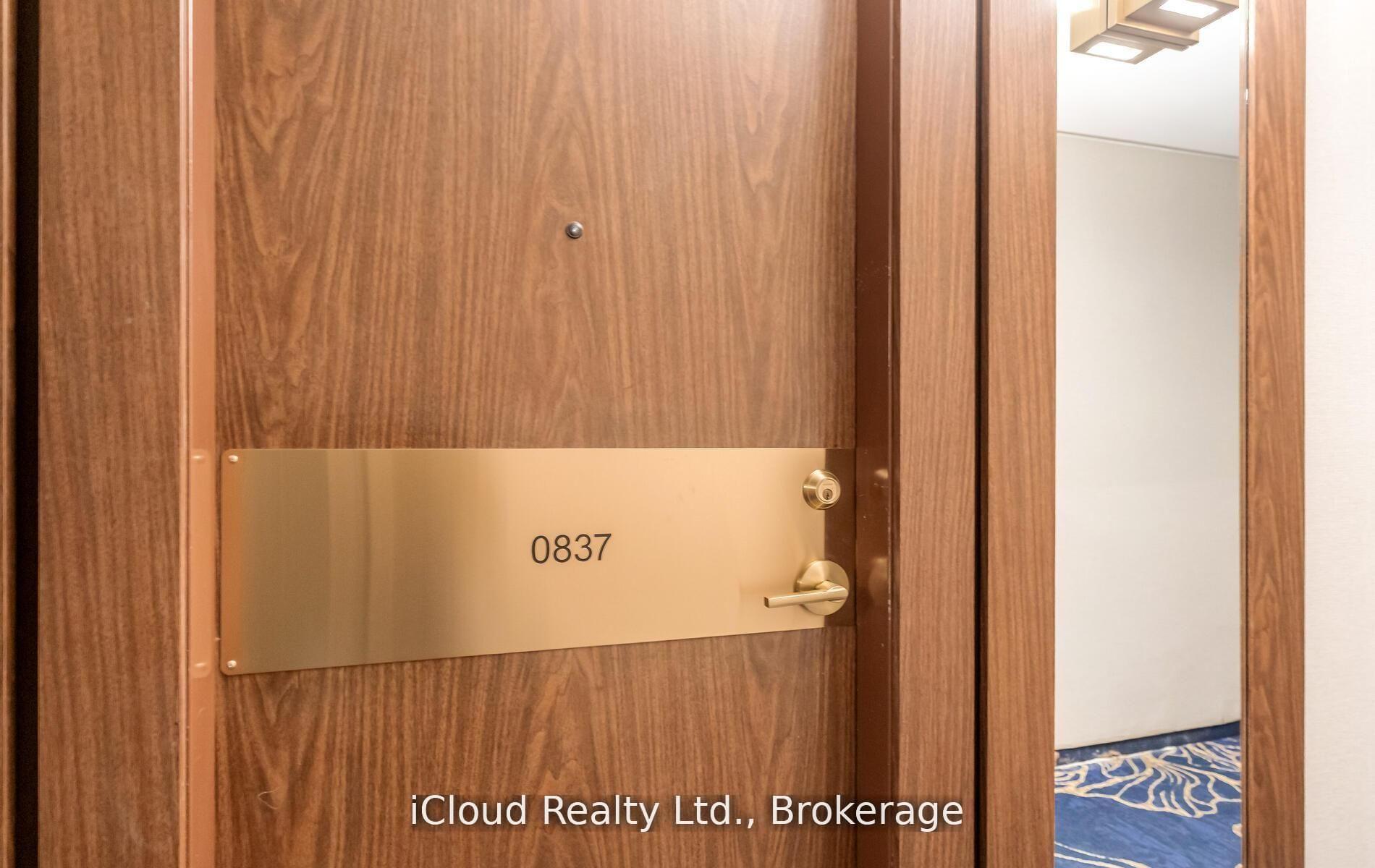 Photo 6 of Unit 837, 33 Harbour Square, Toronto, Waterfront Communities — HOMEH