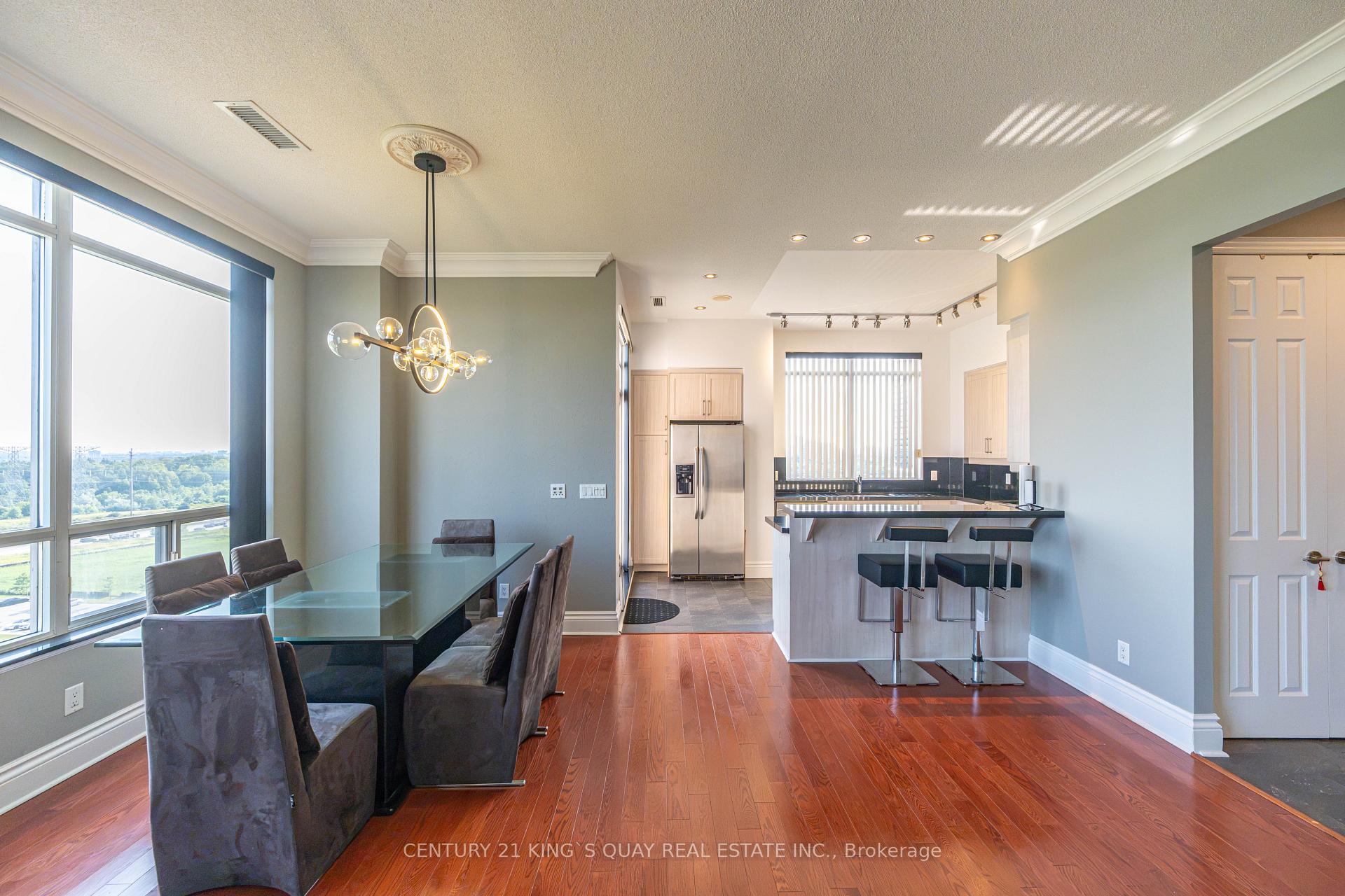 Photo 16 of Unit UPH 10, 37 Galleria Parkway, Markham, Commerce Valley — HOMEH