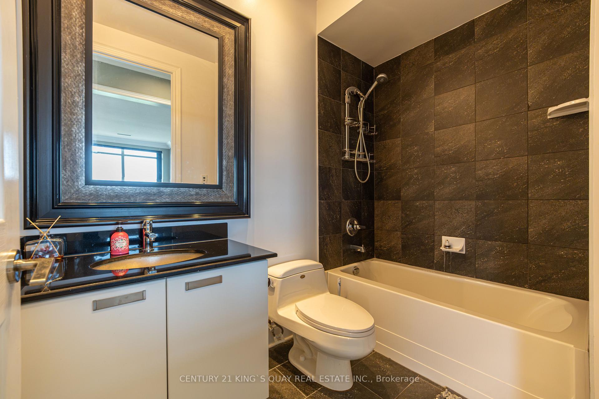 Photo 21 of Unit UPH 10, 37 Galleria Parkway, Markham, Commerce Valley — HOMEH