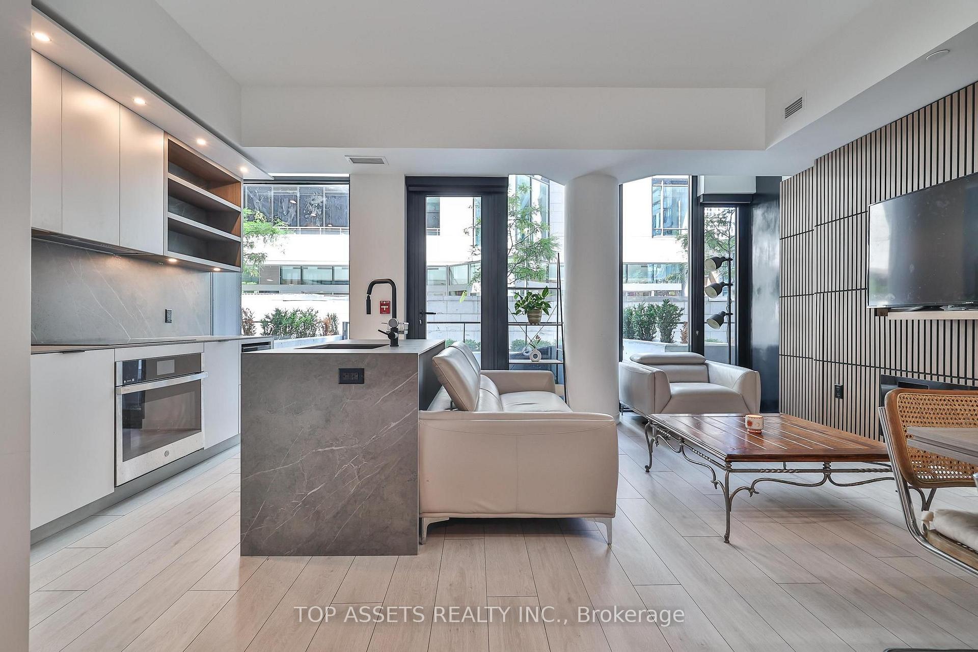 Photo 4 of Unit TH06, 55 Charles Street E, Toronto, Church-Yonge Corridor — HOMEH