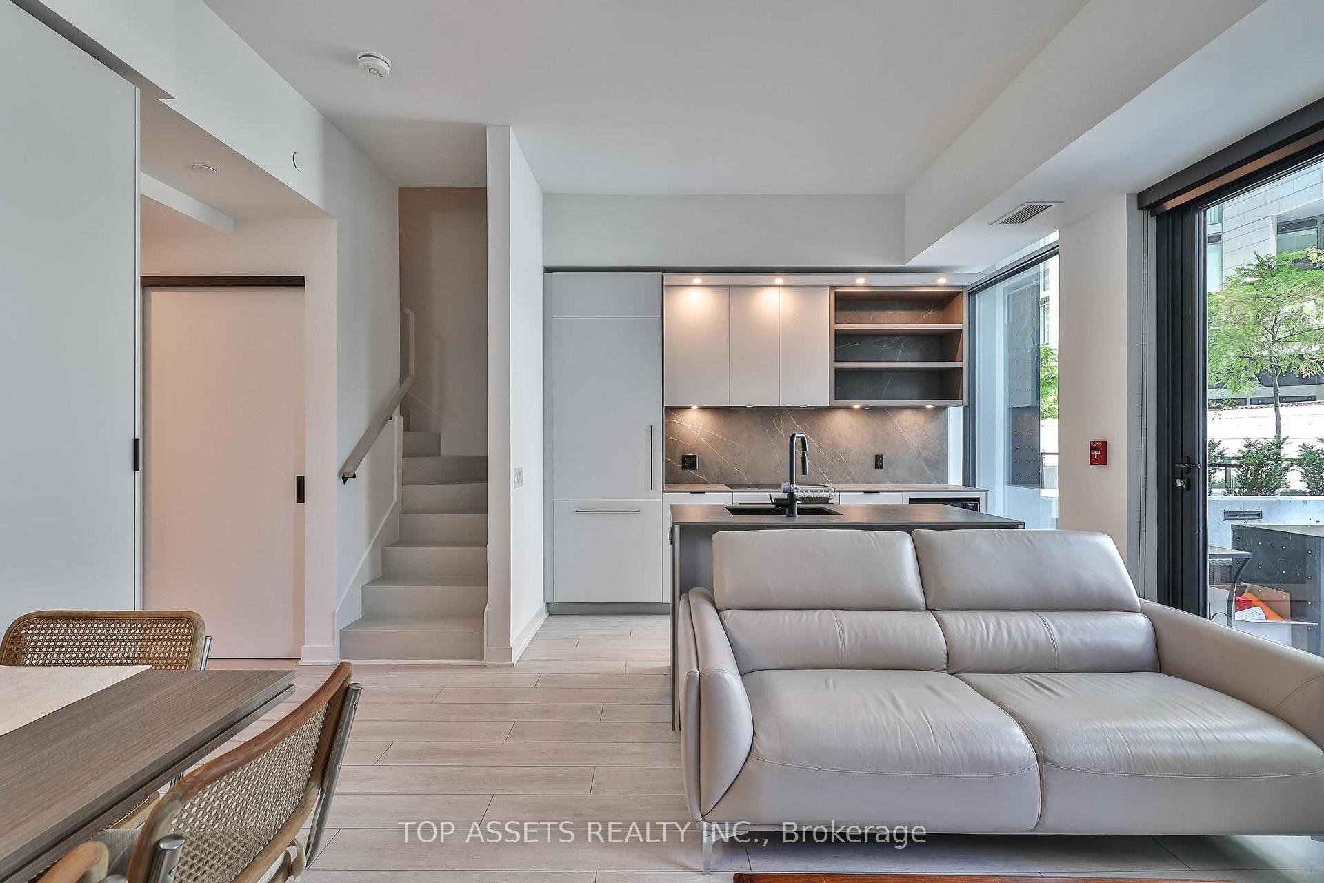 Photo 11 of Unit TH06, 55 Charles Street E, Toronto, Church-Yonge Corridor — HOMEH