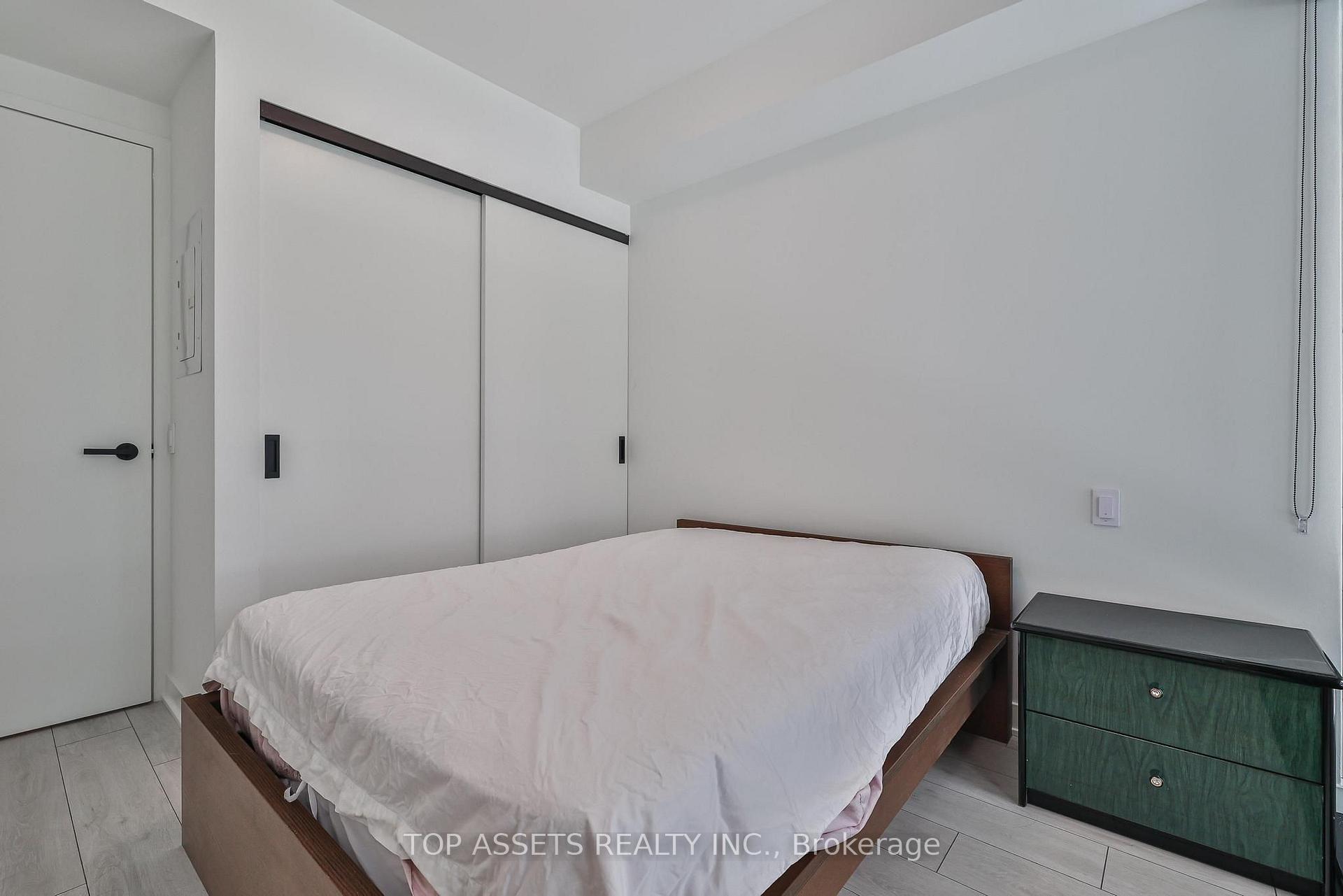 Photo 39 of Unit TH06, 55 Charles Street E, Toronto, Church-Yonge Corridor — HOMEH