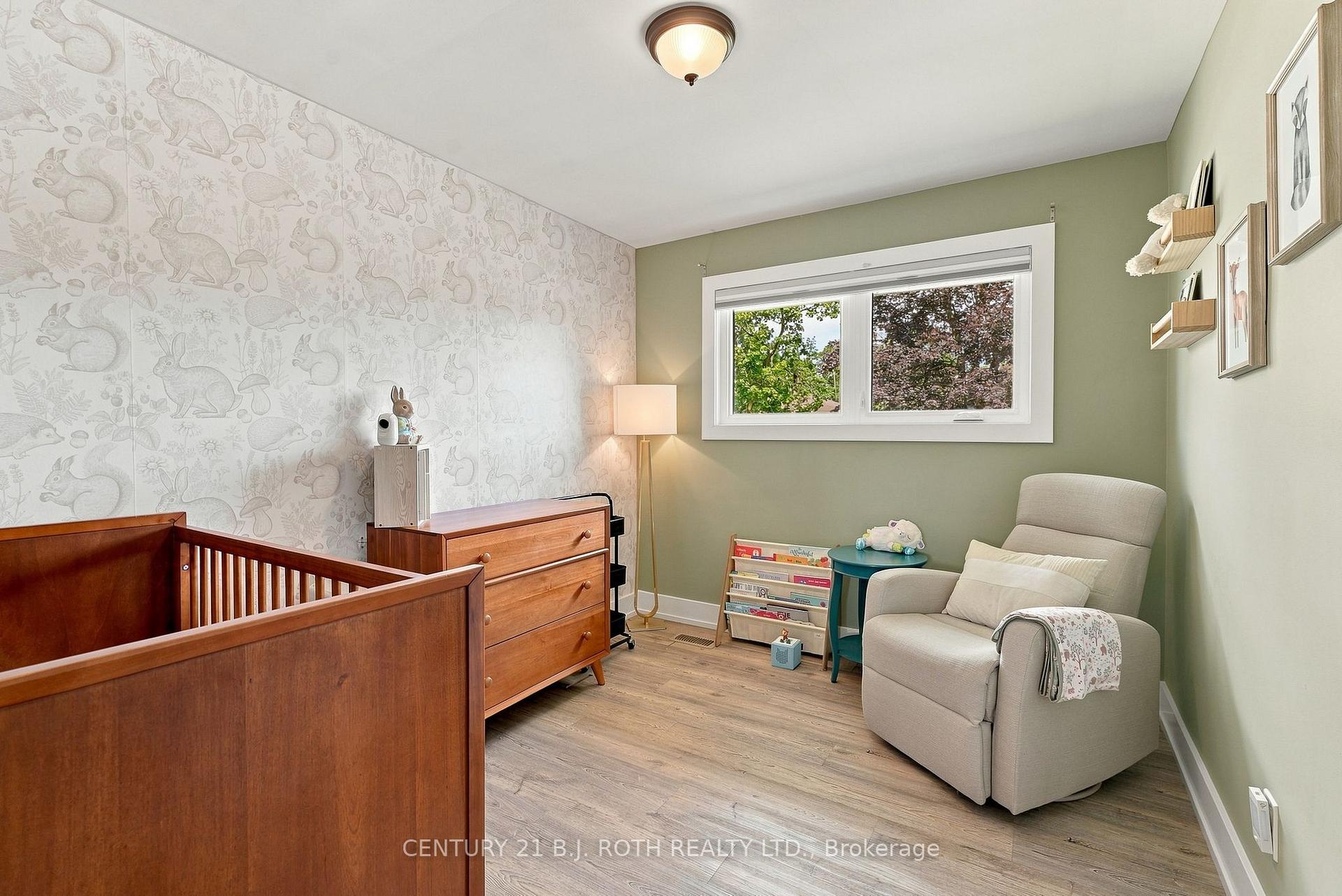Photo 14 of 12 Bothwell Crescent, Barrie, Wellington — HOMEH