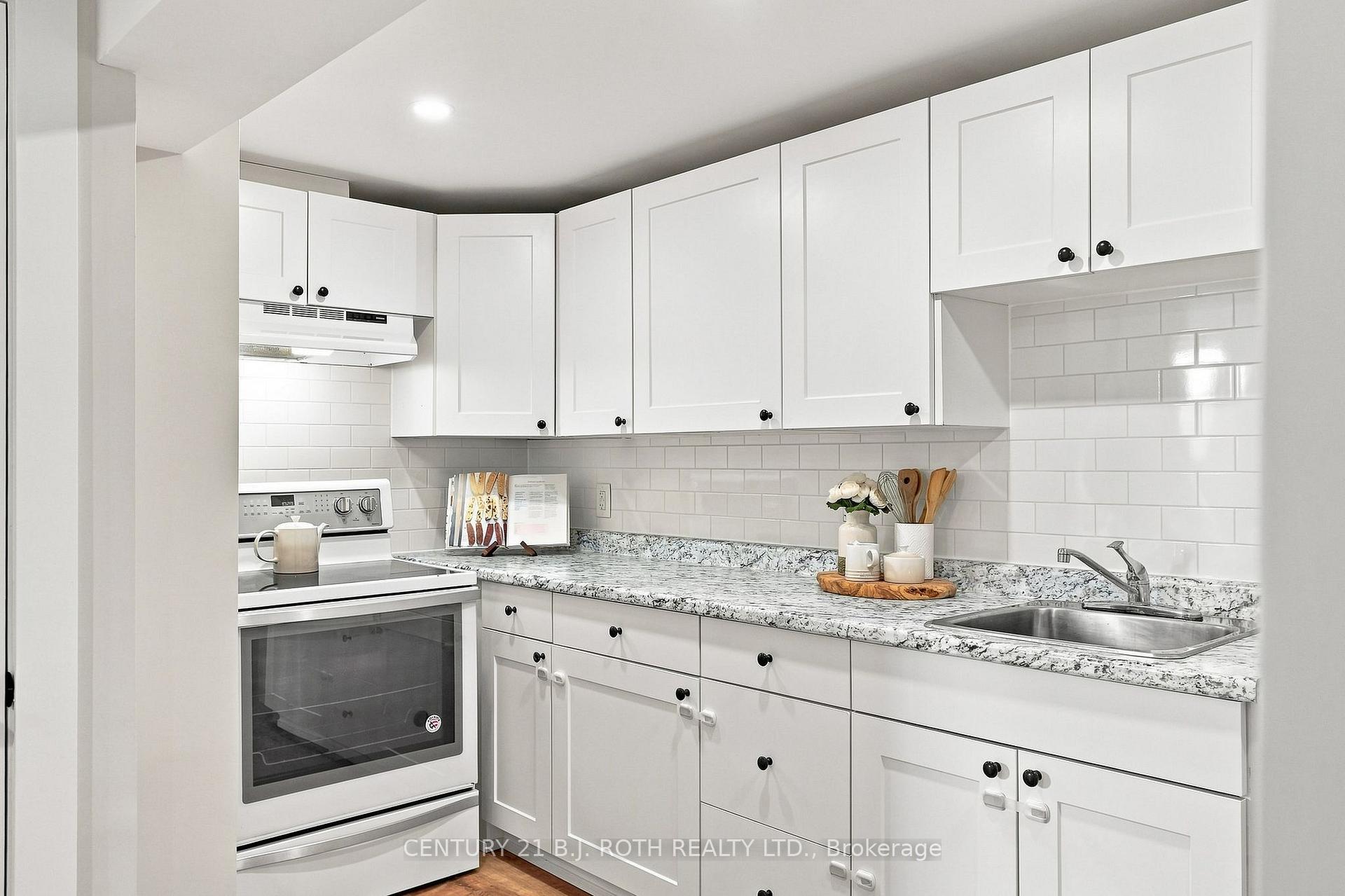 Photo 25 of 12 Bothwell Crescent, Barrie, Wellington — HOMEH