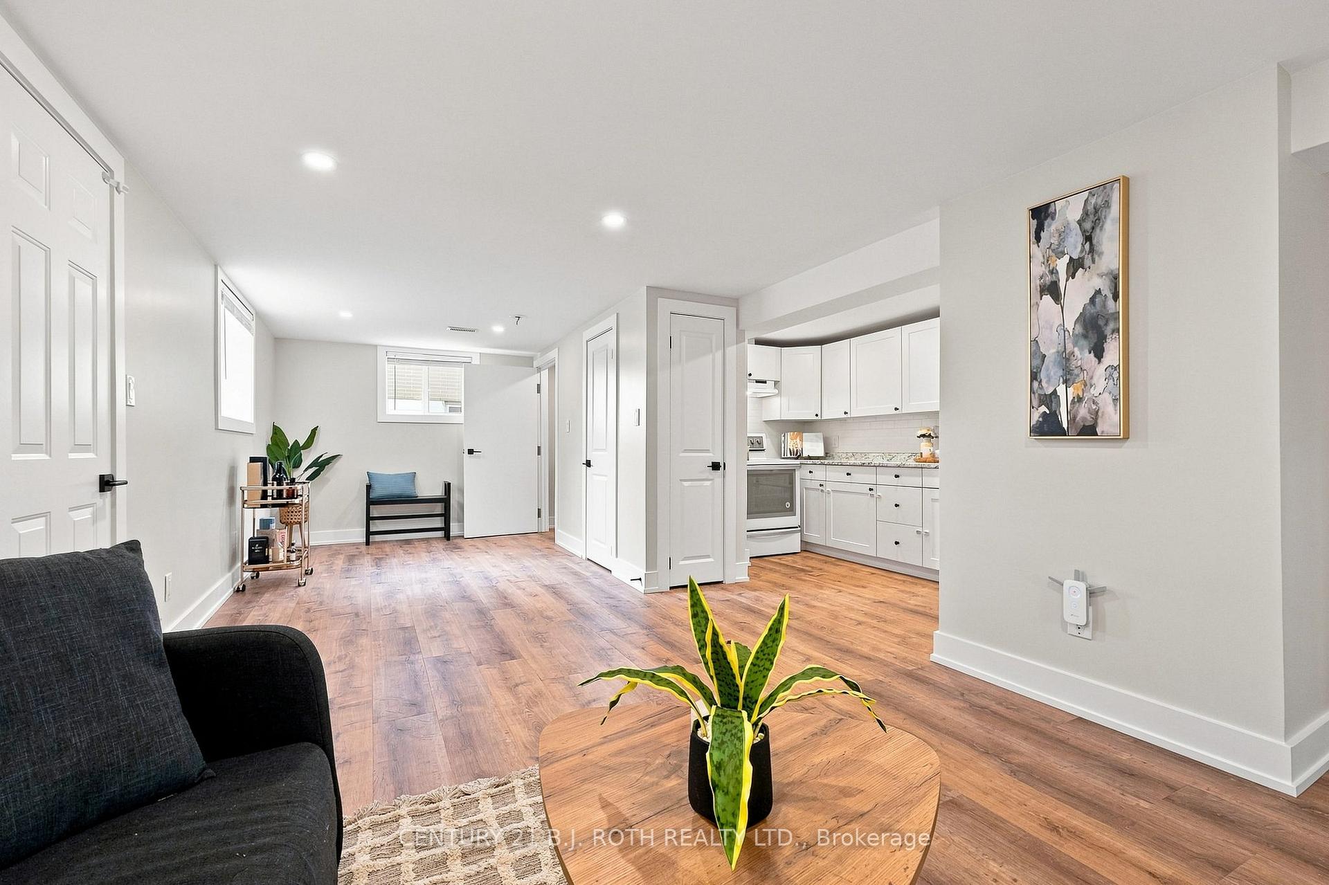 Photo 26 of 12 Bothwell Crescent, Barrie, Wellington — HOMEH