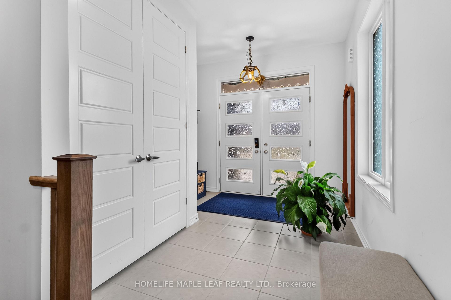Photo 7 of 330 Millstone Street, Kitchener, Huron Park — HOMEH