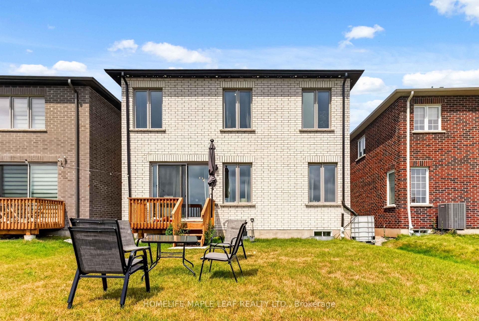 Photo 47 of 330 Millstone Street, Kitchener, Huron Park — HOMEH