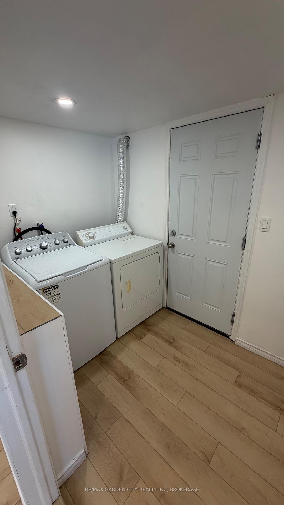 Photo 13 of 102 Tupper Drive, Thorold, Confederation Heights — HOMEH