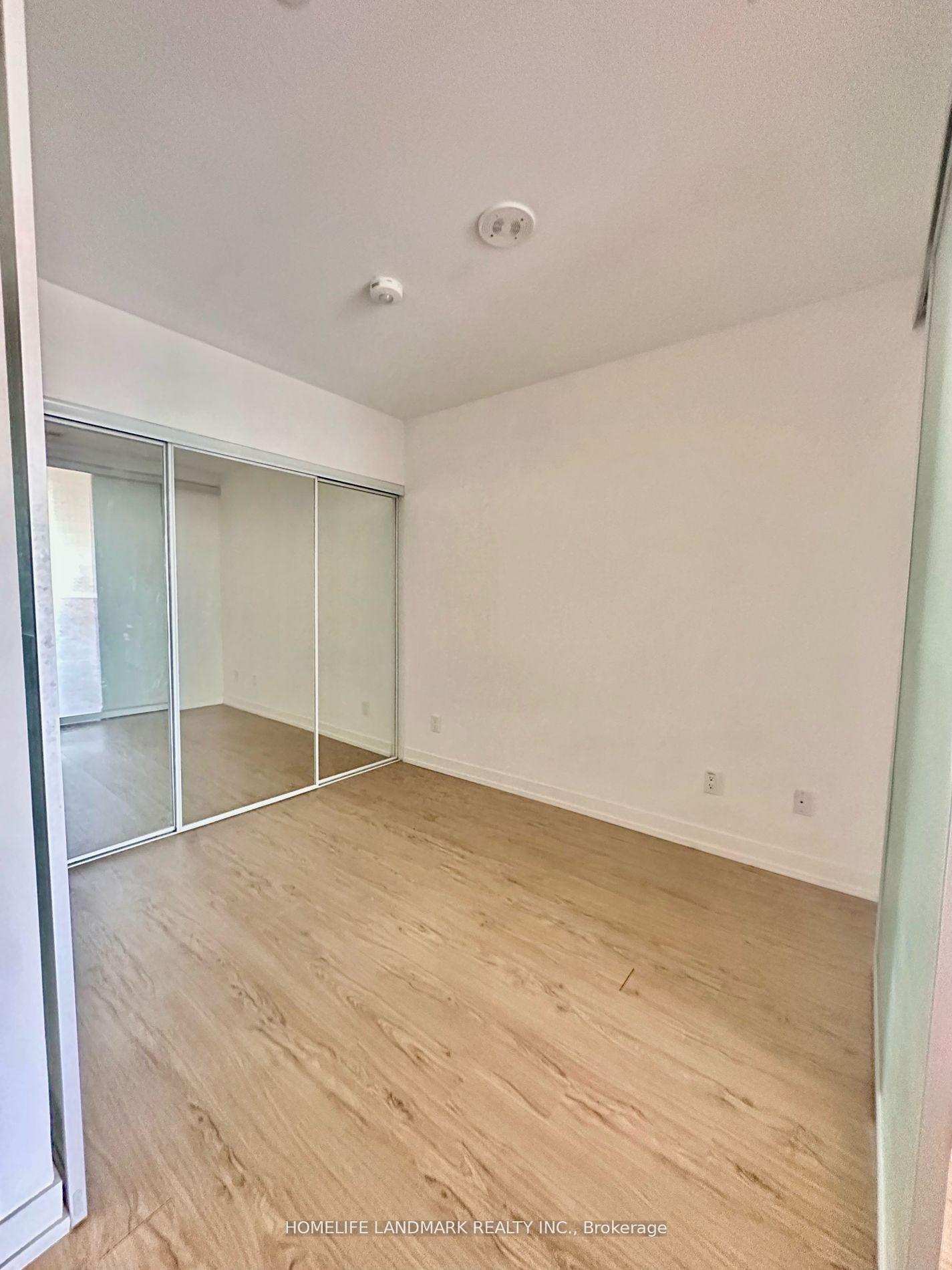 Photo 10 of Unit 815, 85 Wood Street, Toronto, Church-Yonge Corridor — HOMEH
