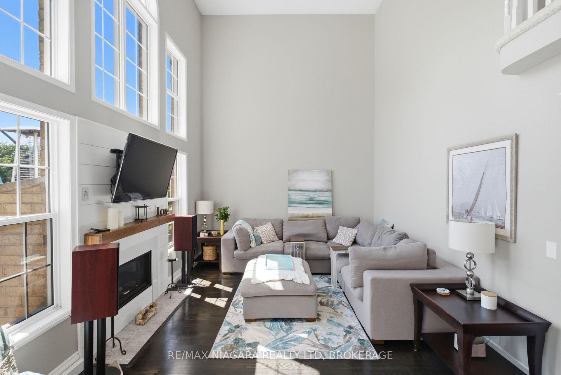 Photo 11 of 81 Gartshore Drive, Whitby, Williamsburg — HOMEH