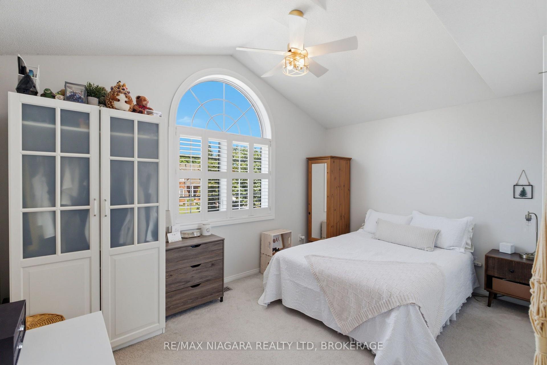 Photo 25 of 81 Gartshore Drive, Whitby, Williamsburg — HOMEH