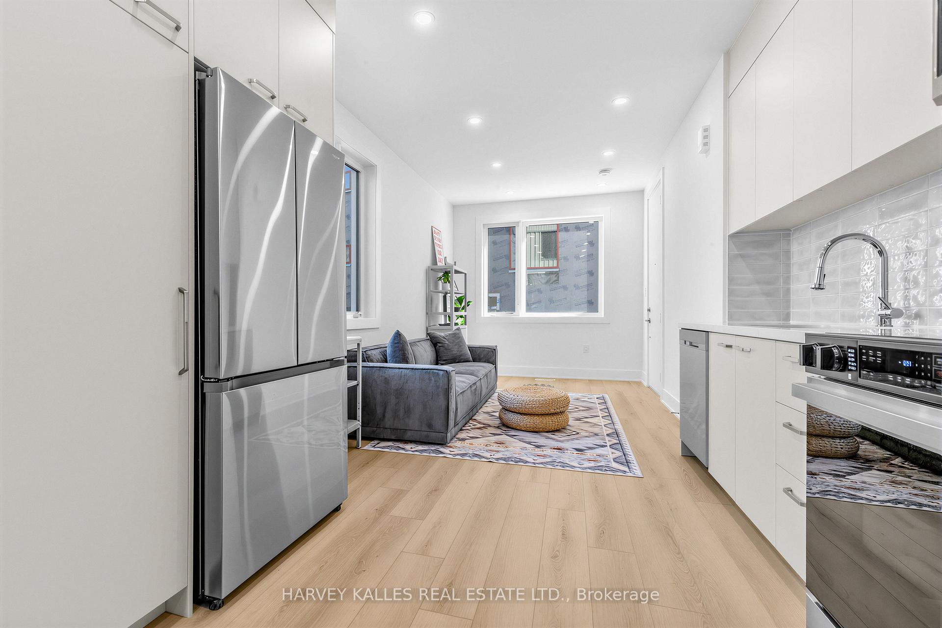 Photo 11 of Unit 5b, 45 Bellevue Avenue, Toronto, Kensington-Chinatown — HOMEH