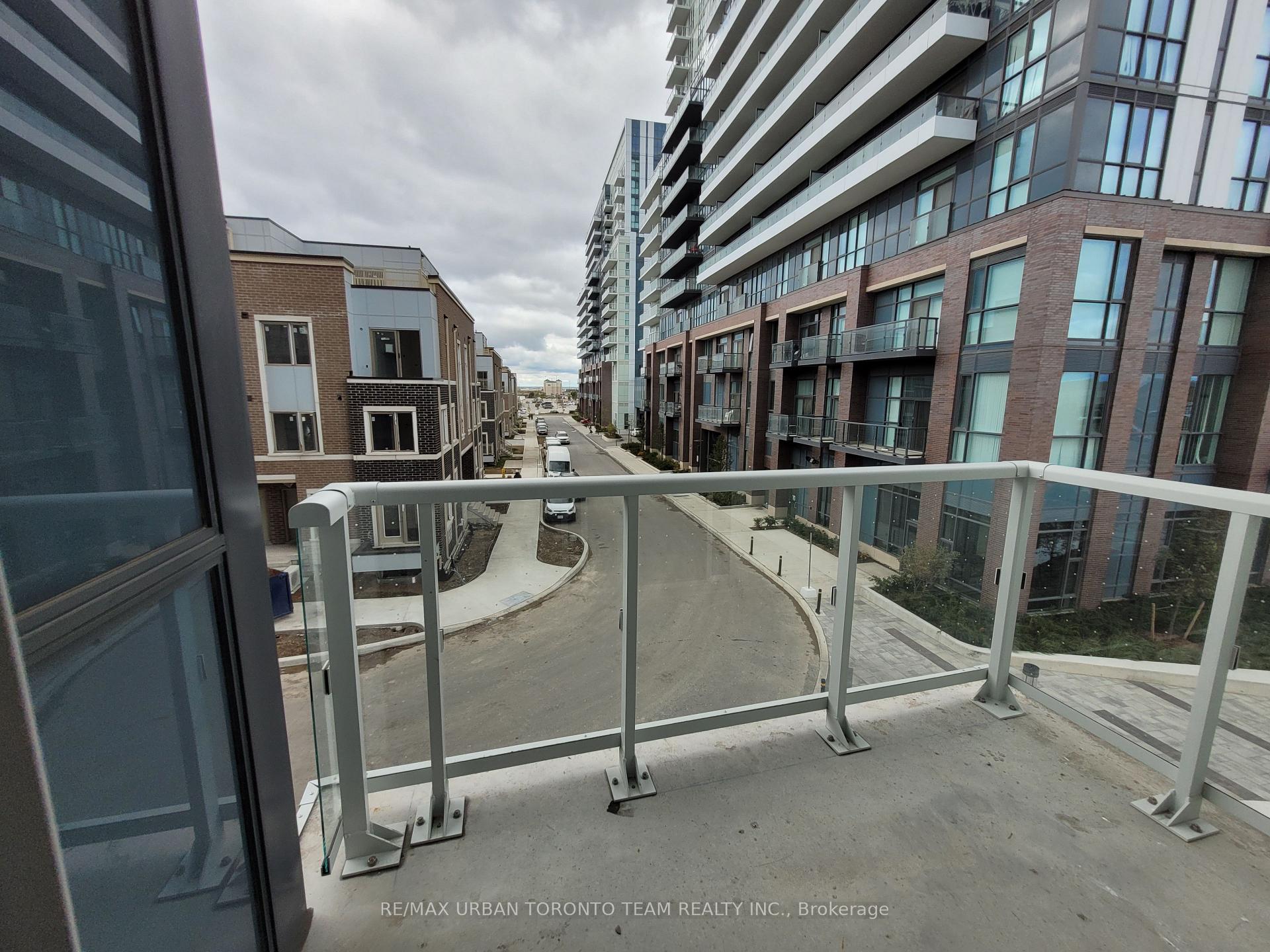 Photo 5 of Unit 207, 60 Honeycrisp Crescent, Vaughan, Vaughan Corporate Centre — HOMEH