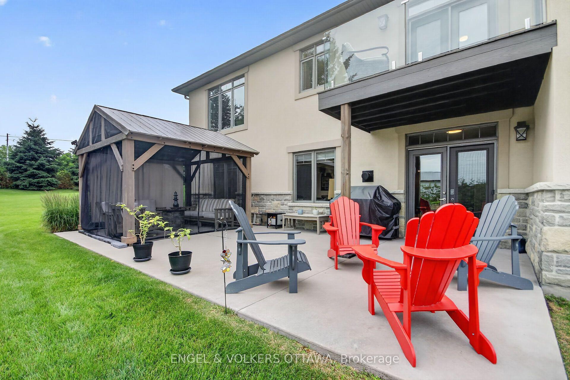 Photo 12 of 100 Lake Trail Road, Ottawa, Greely — HOMEH