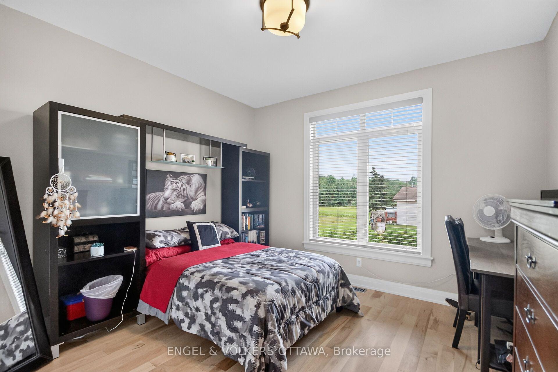 Photo 39 of 100 Lake Trail Road, Ottawa, Greely — HOMEH