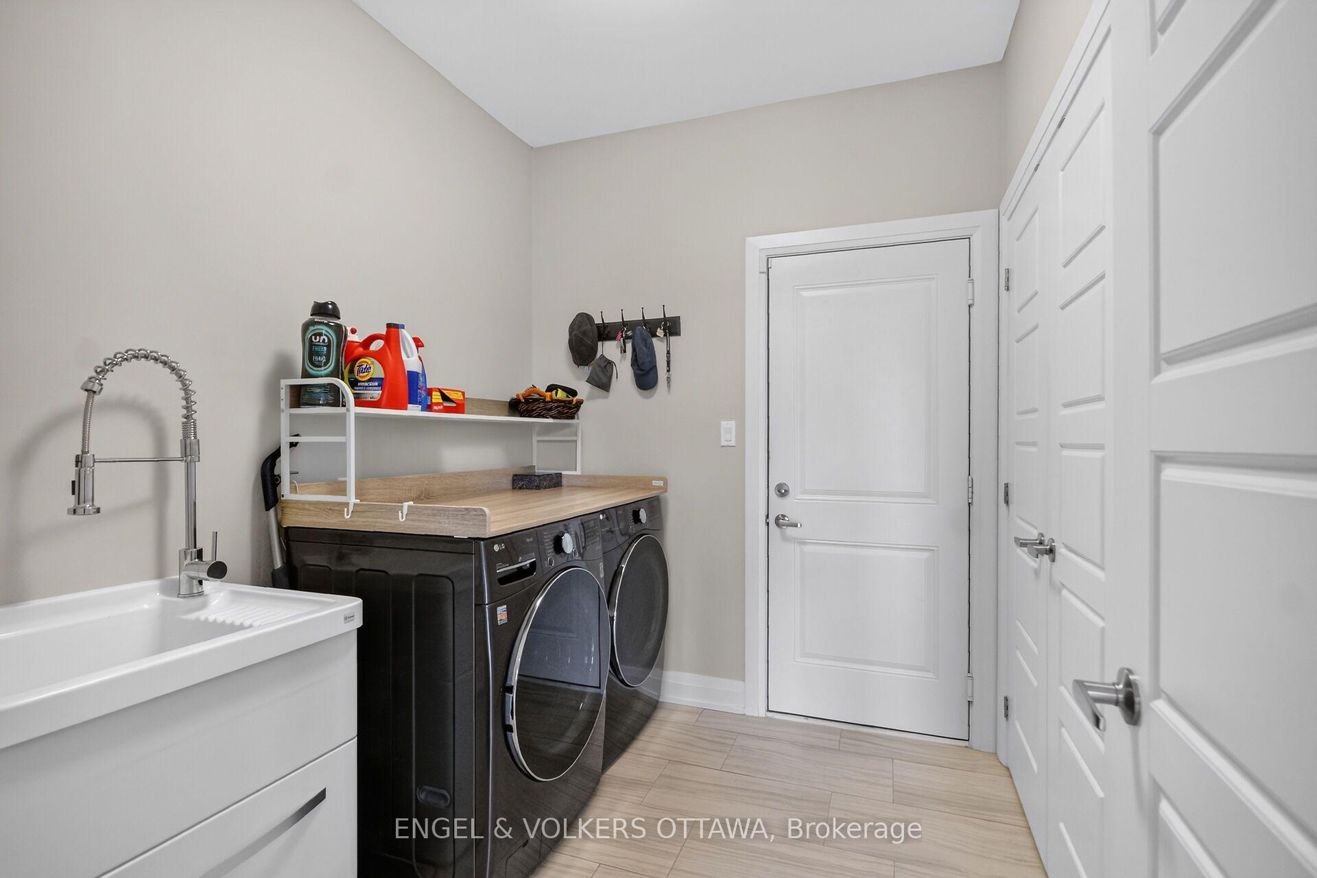 Photo 44 of 100 Lake Trail Road, Ottawa, Greely — HOMEH