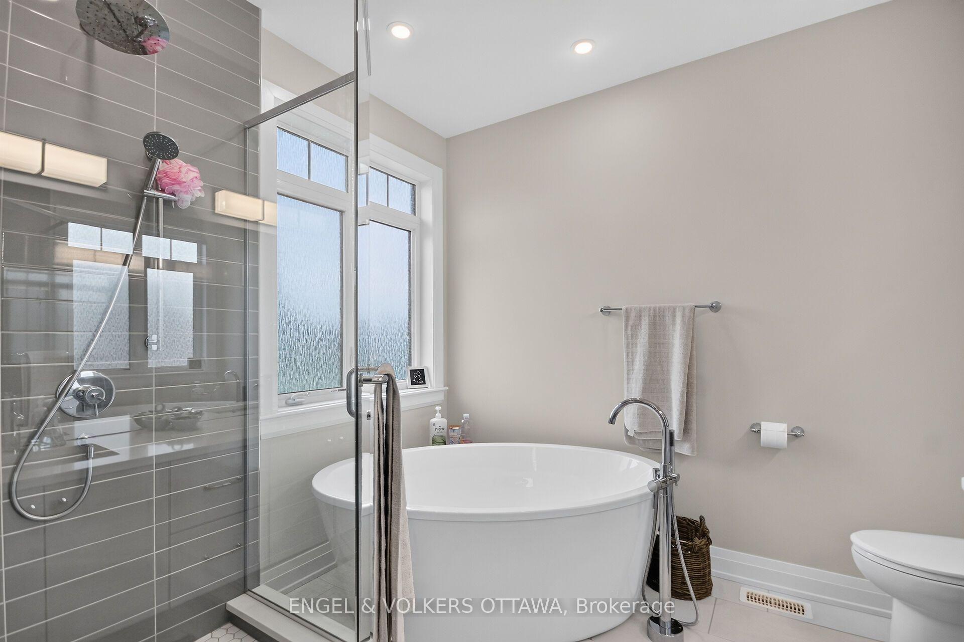 Photo 51 of 100 Lake Trail Road, Ottawa, Greely — HOMEH