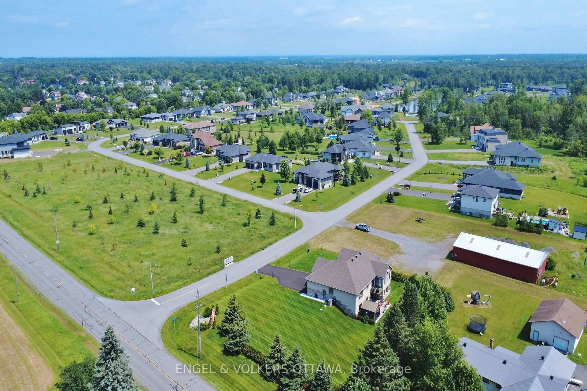 Photo 15 of 100 Lake Trail Road, Ottawa, Greely — HOMEH