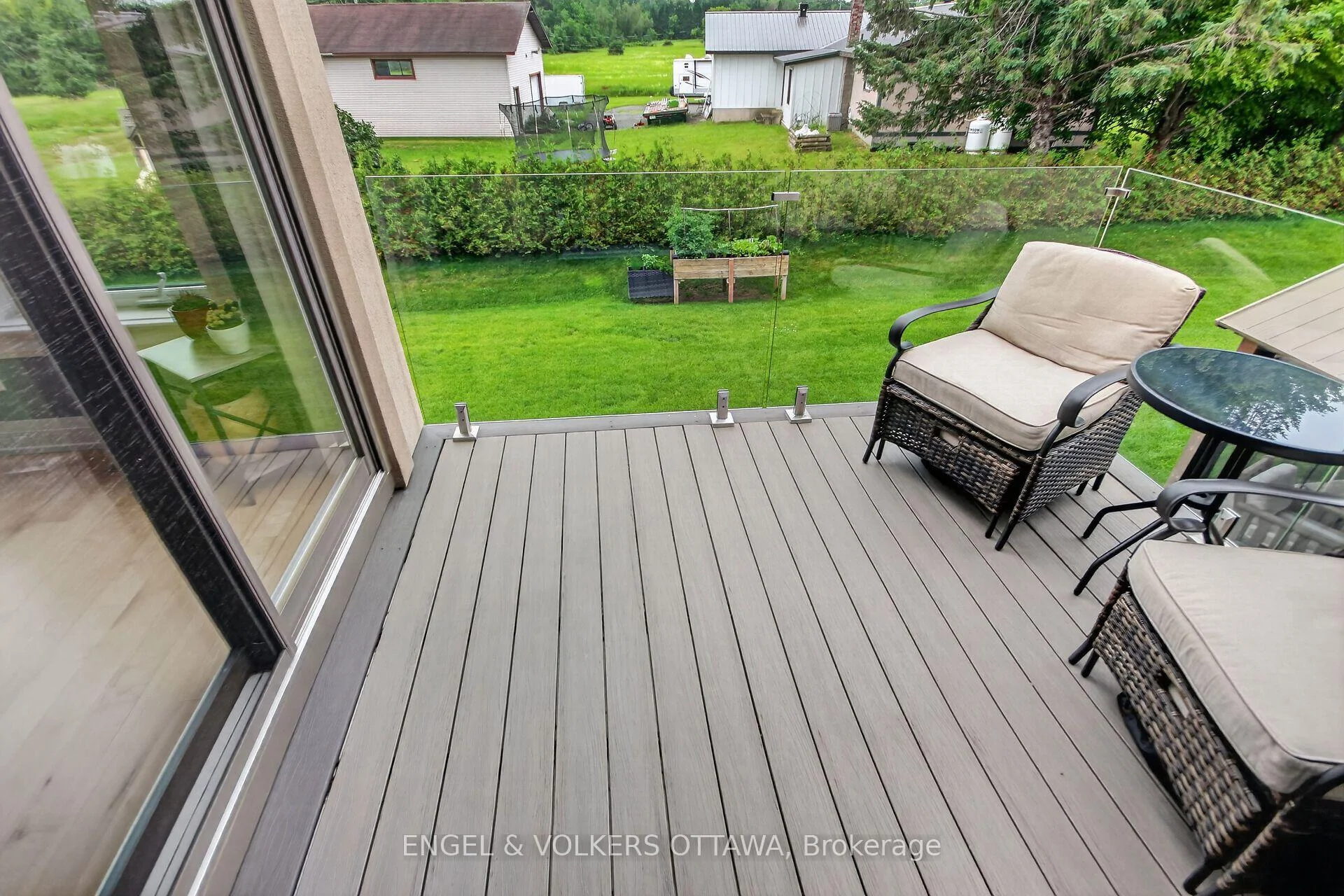 Photo 45 of 100 Lake Trail Road, Ottawa, Greely — HOMEH