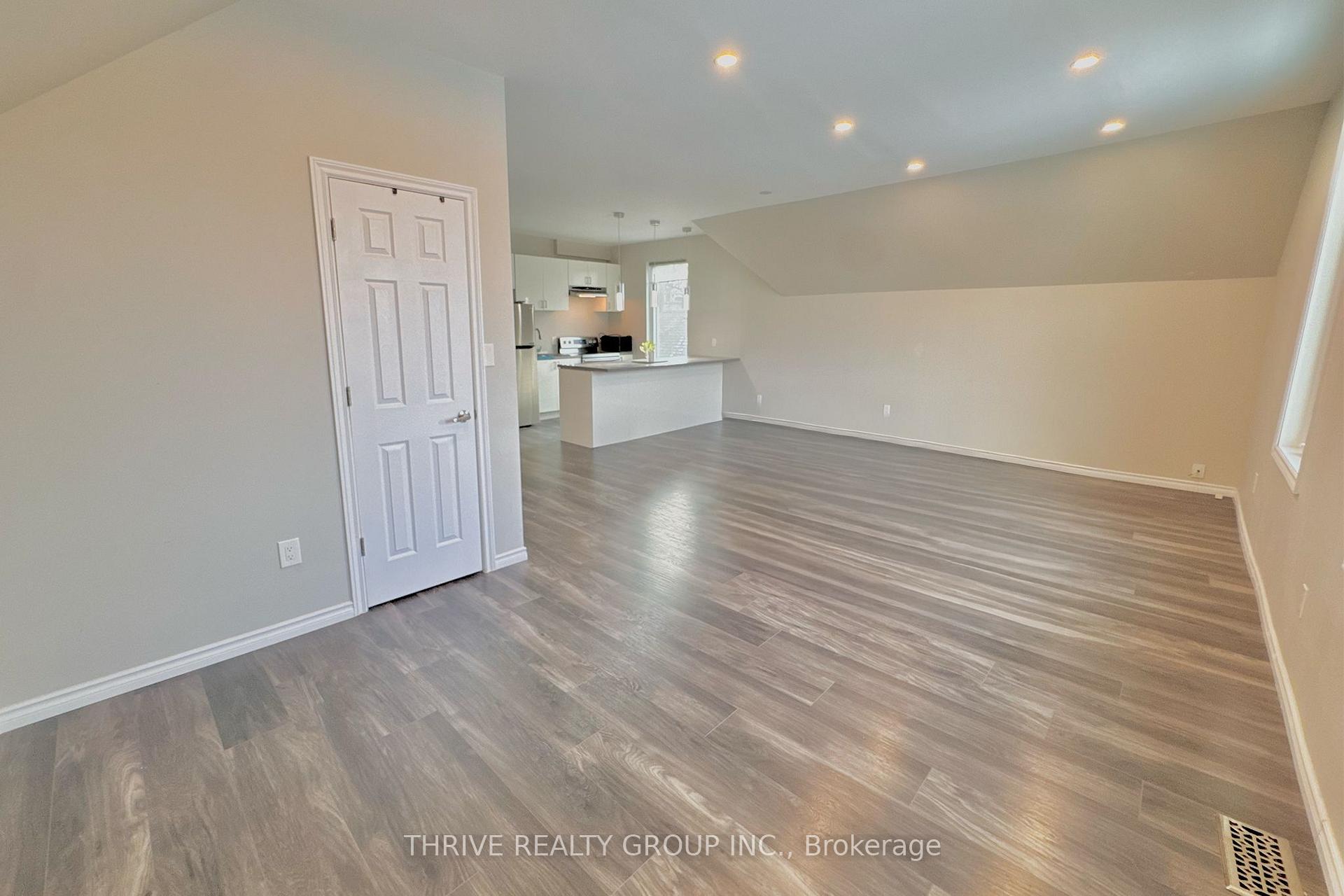 Photo 12 of Unit Upper, 119 McClary Avenue, London, South F — HOMEH