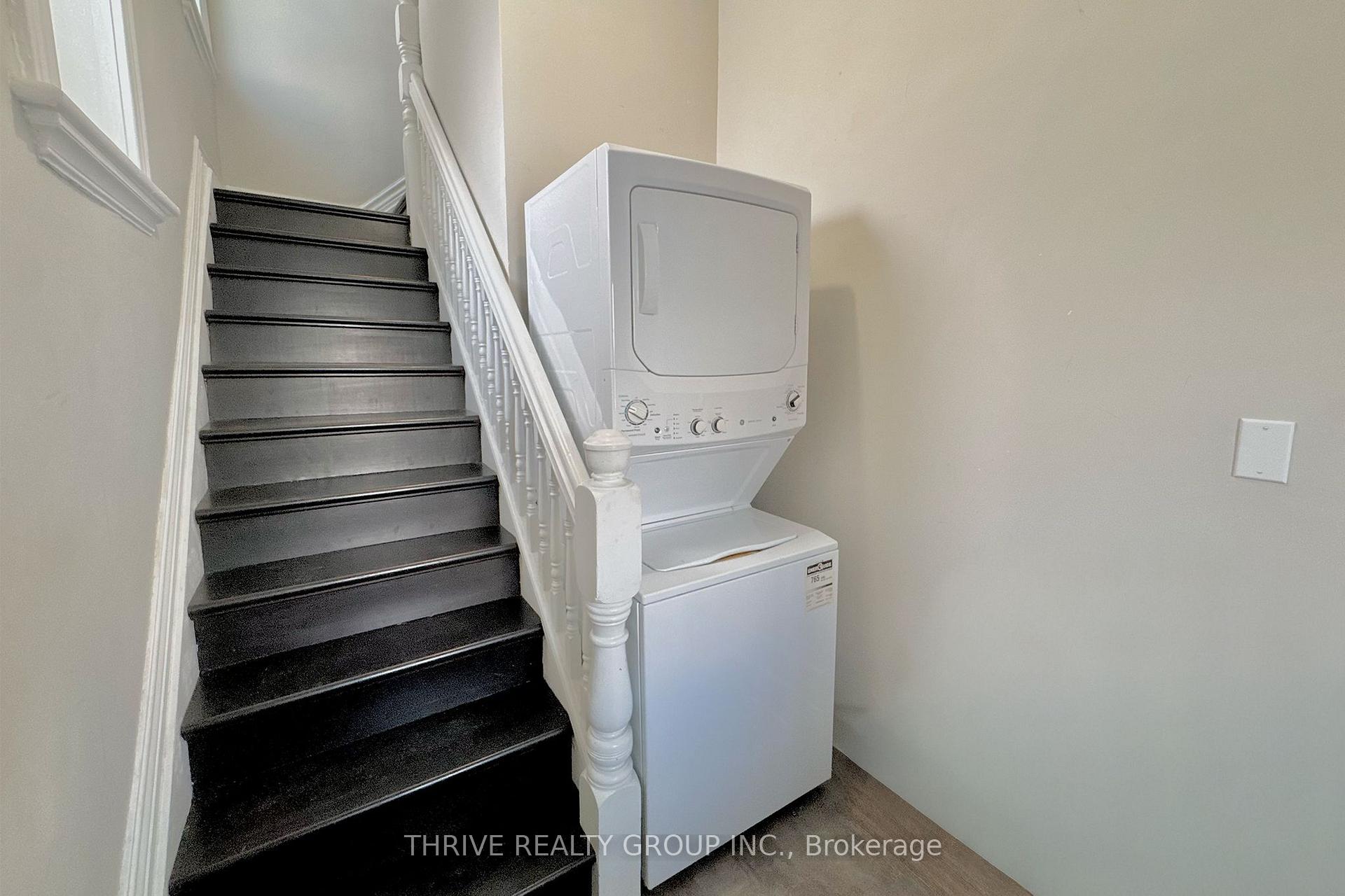 Photo 17 of Unit Upper, 119 McClary Avenue, London, South F — HOMEH
