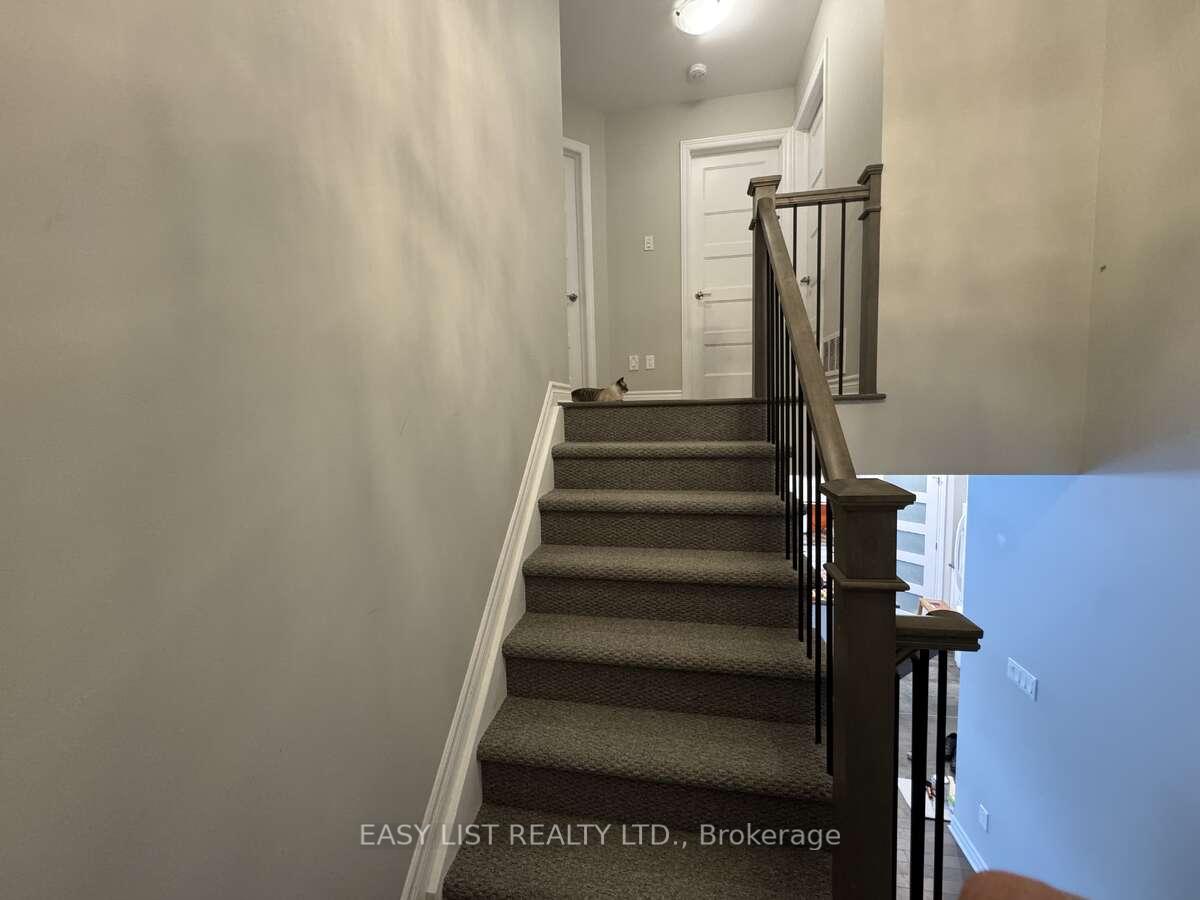 Photo 11 of 306 Belfort Crescent, Cornwall, Cornwall — HOMEH