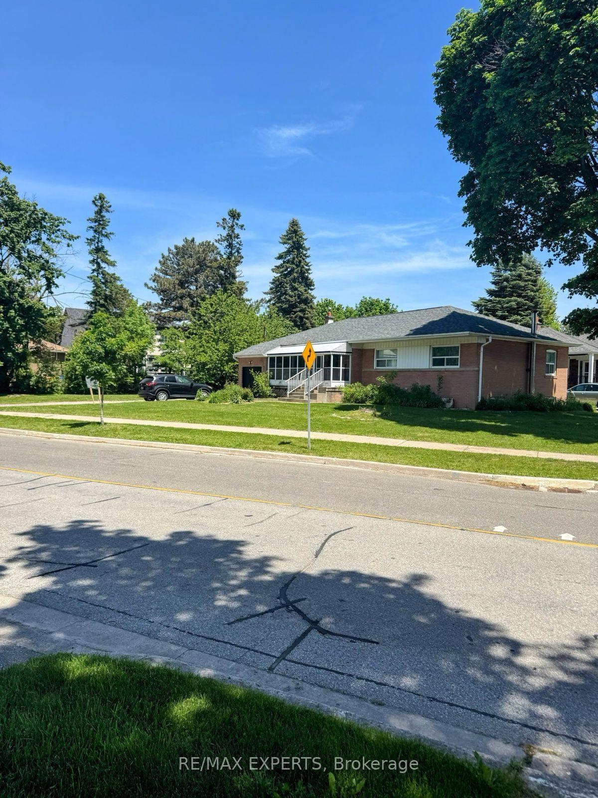 Photo 1 of 69 Lloyd Manor Road, Etobicoke, Princess-Rosethorn — HOMEH