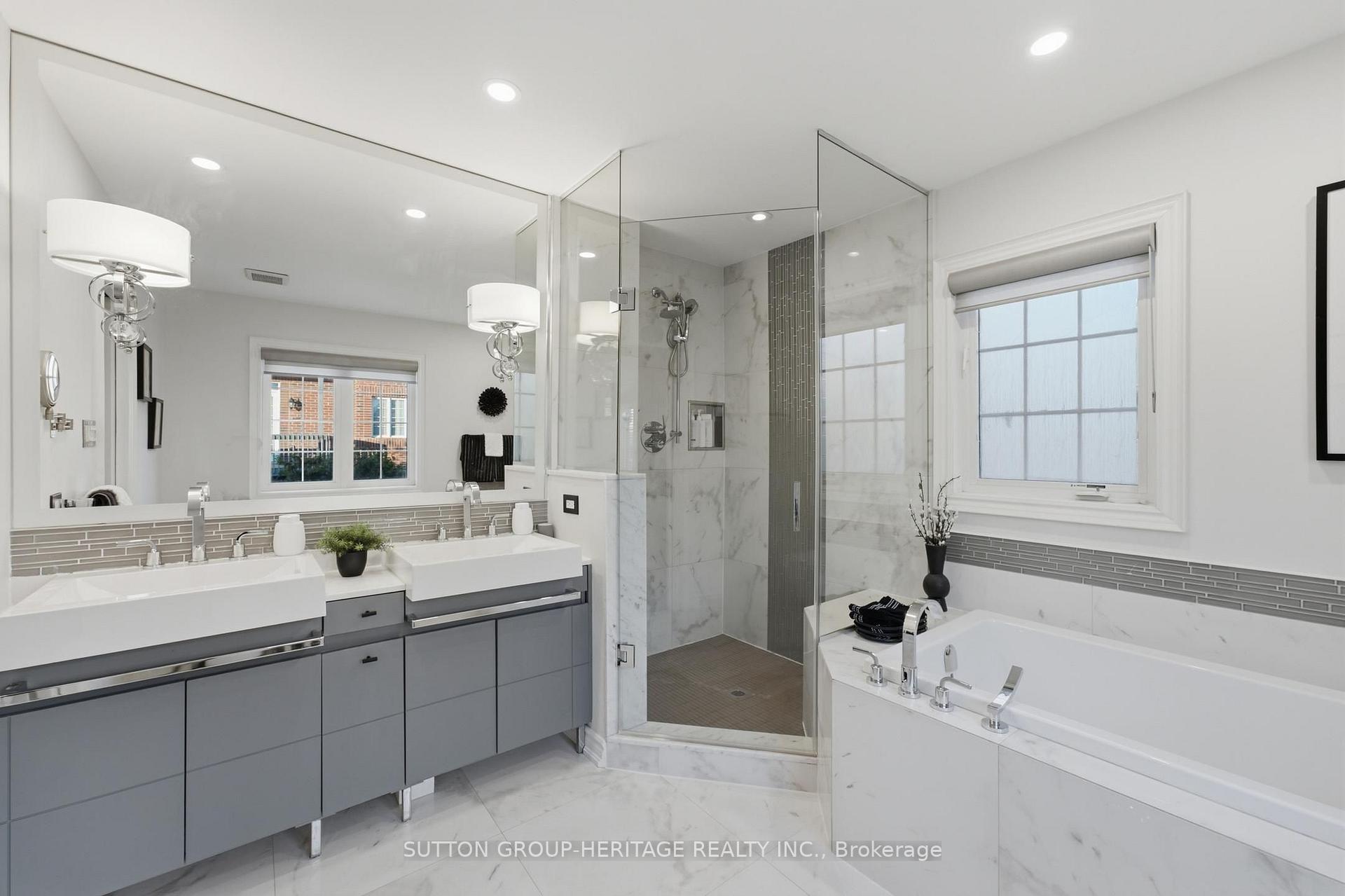 Photo 20 of 131 Queen Filomena Avenue, Vaughan, Patterson — HOMEH