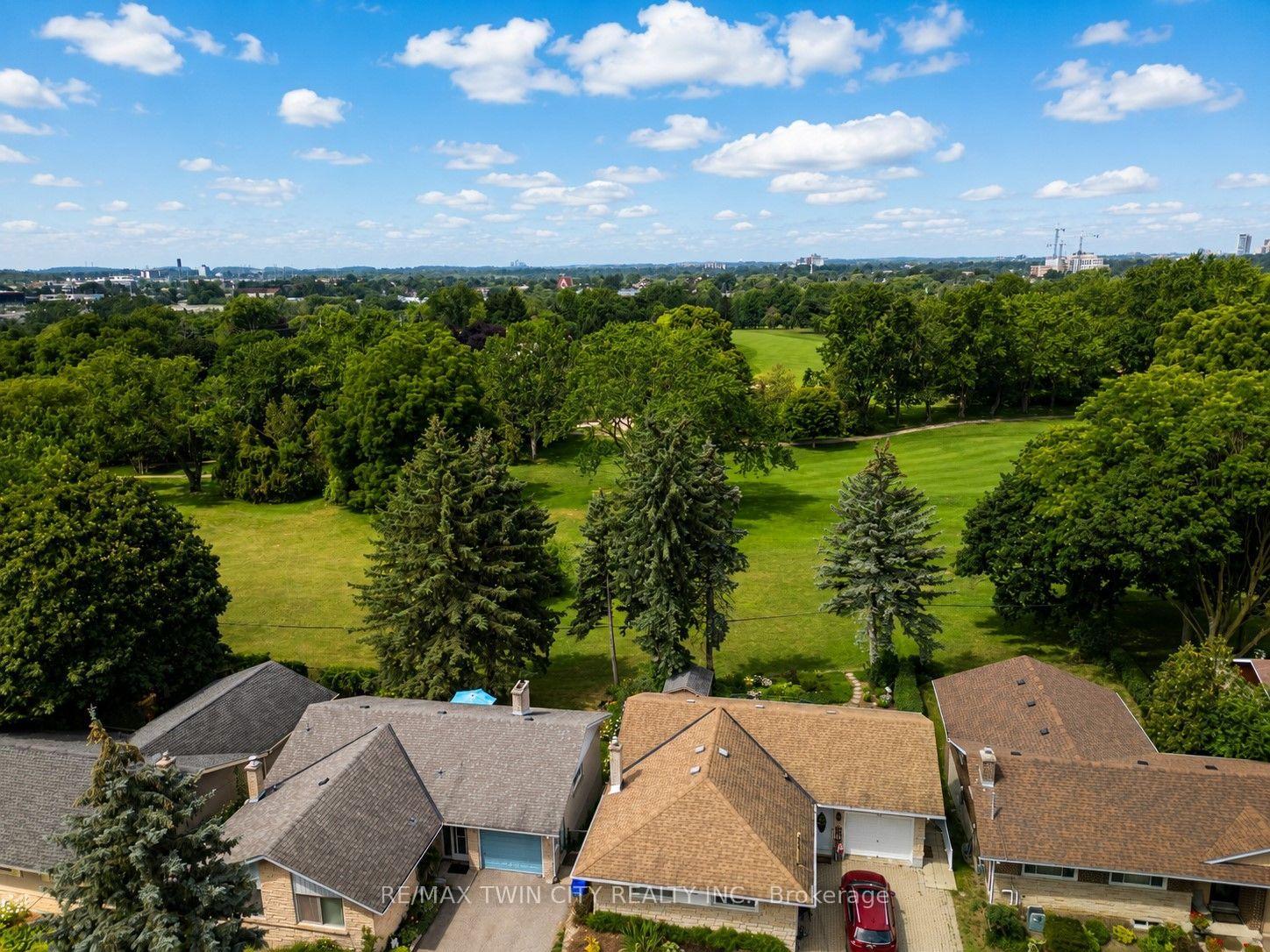 Photo 3 of 124 Carwood Avenue, Kitchener, Rockway — HOMEH