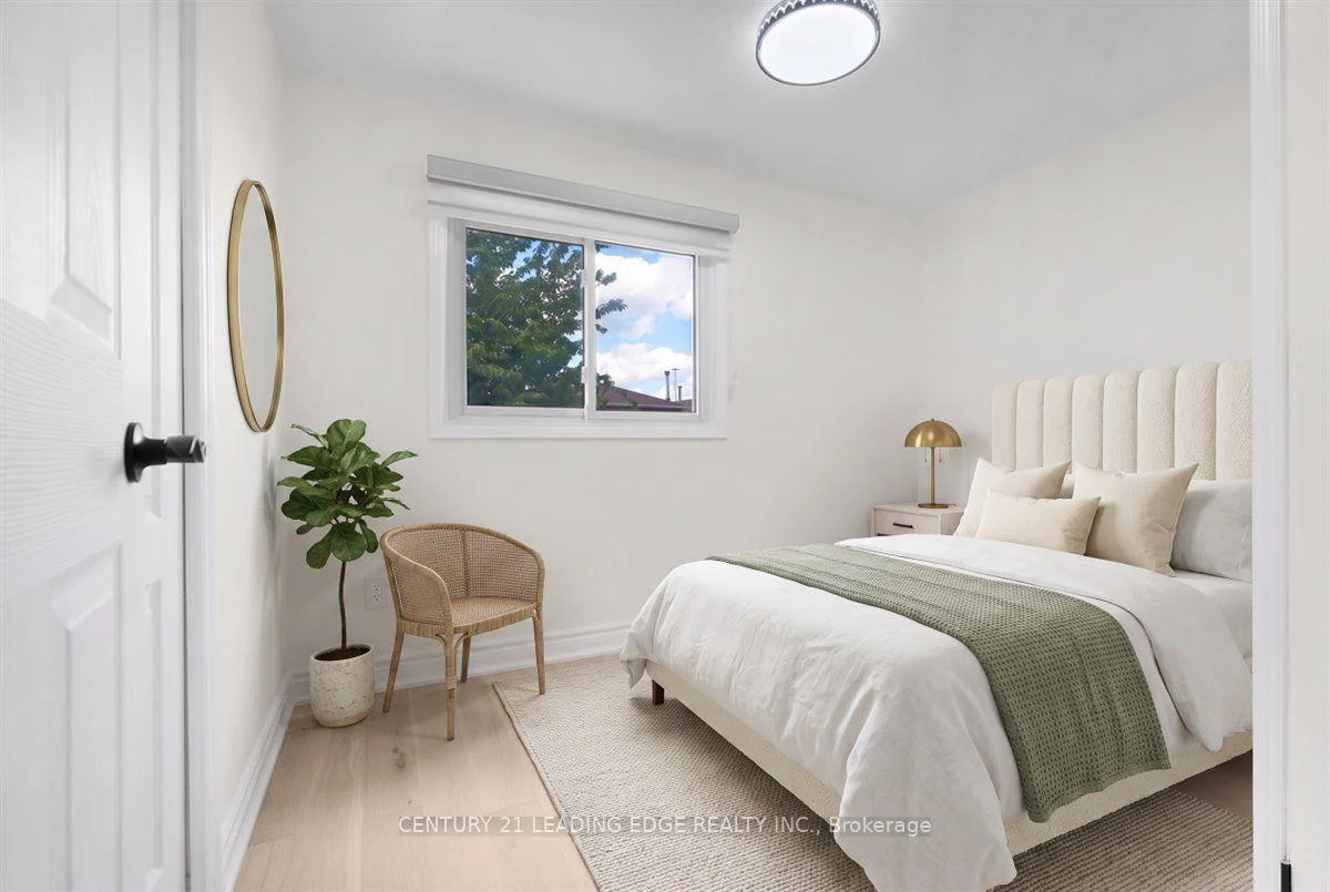 Photo 24 of 41 Graybark Crescent, Scarborough, Highland Creek — HOMEH