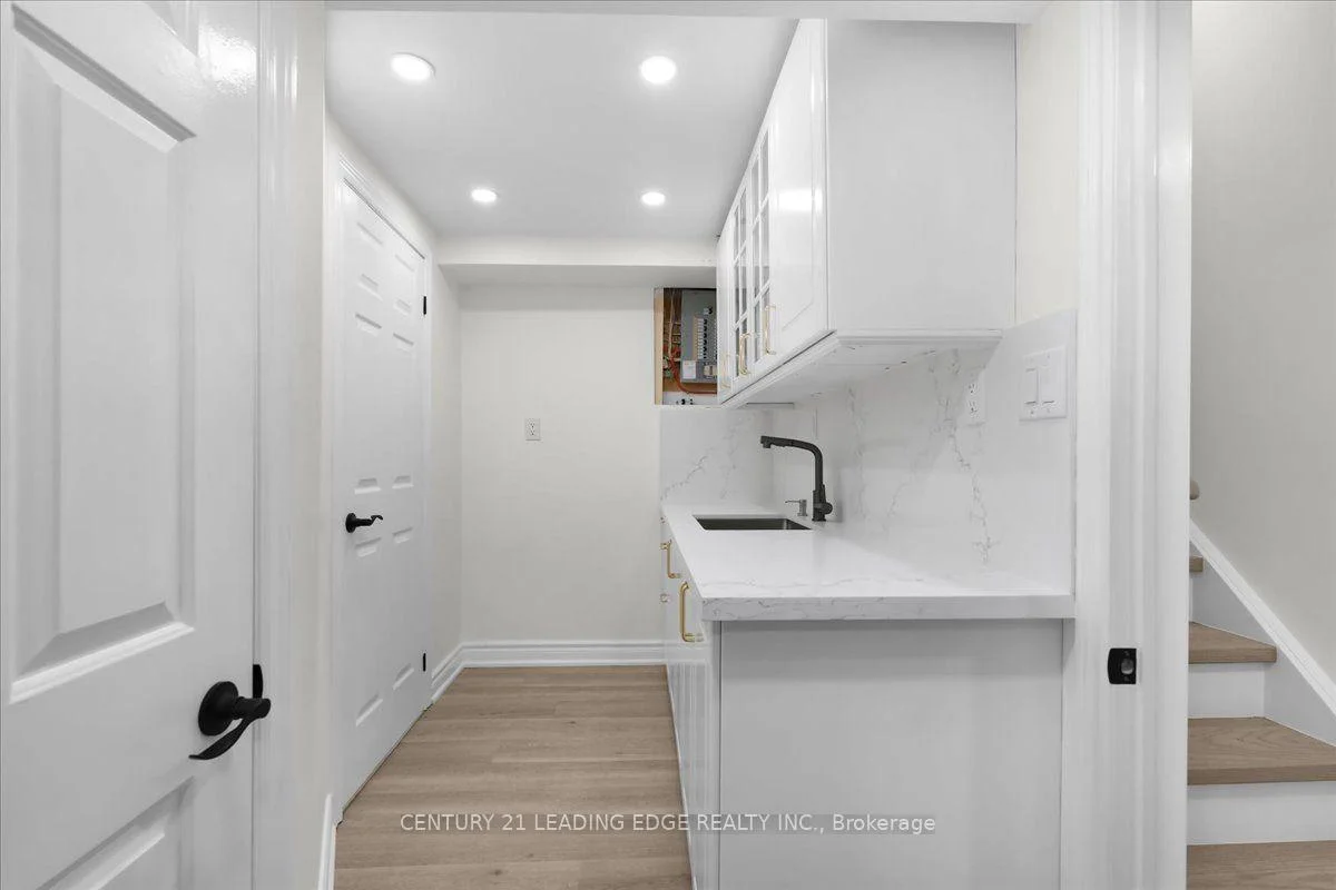 Photo 34 of 41 Graybark Crescent, Scarborough, Highland Creek — HOMEH