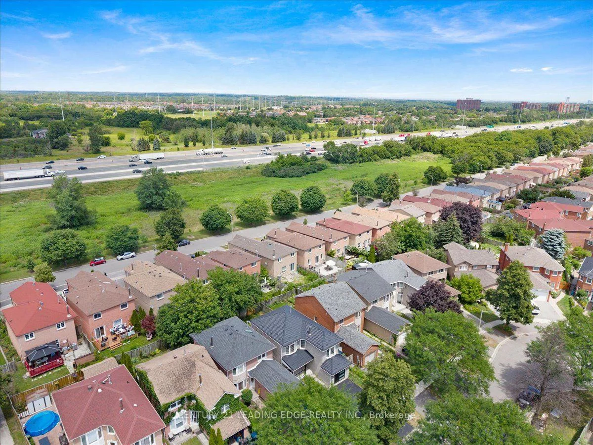 Photo 45 of 41 Graybark Crescent, Scarborough, Highland Creek — HOMEH