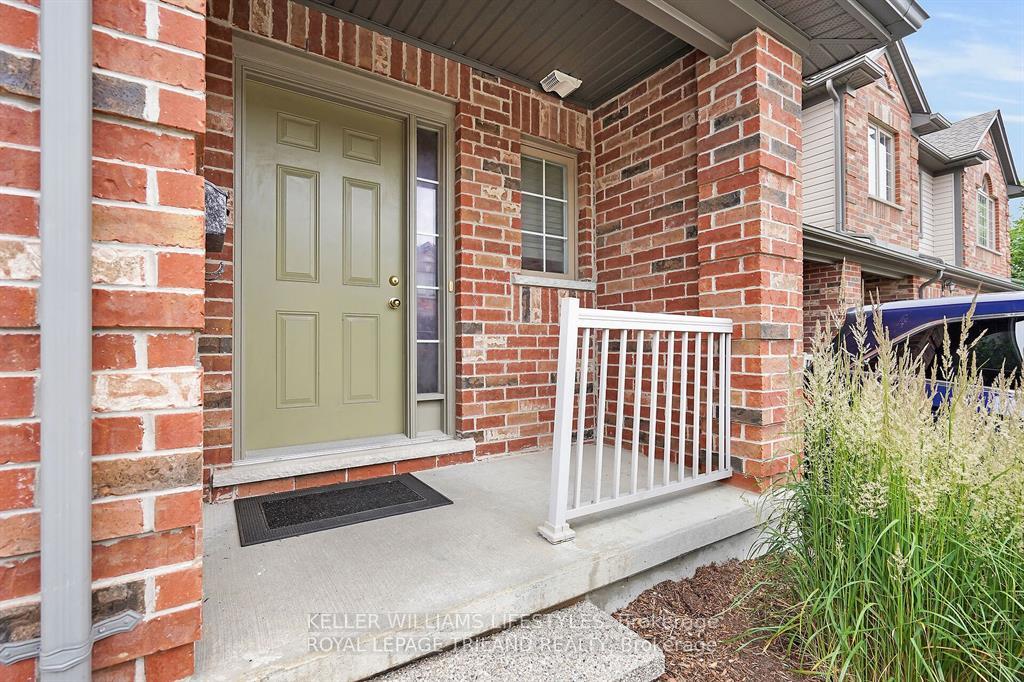 Photo 3 of Unit 173, 600 Hyde Park Road, London, North O — HOMEH