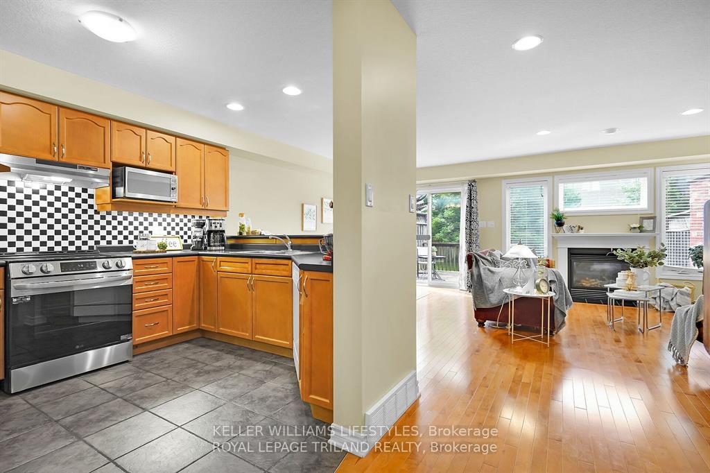 Photo 6 of Unit 173, 600 Hyde Park Road, London, North O — HOMEH