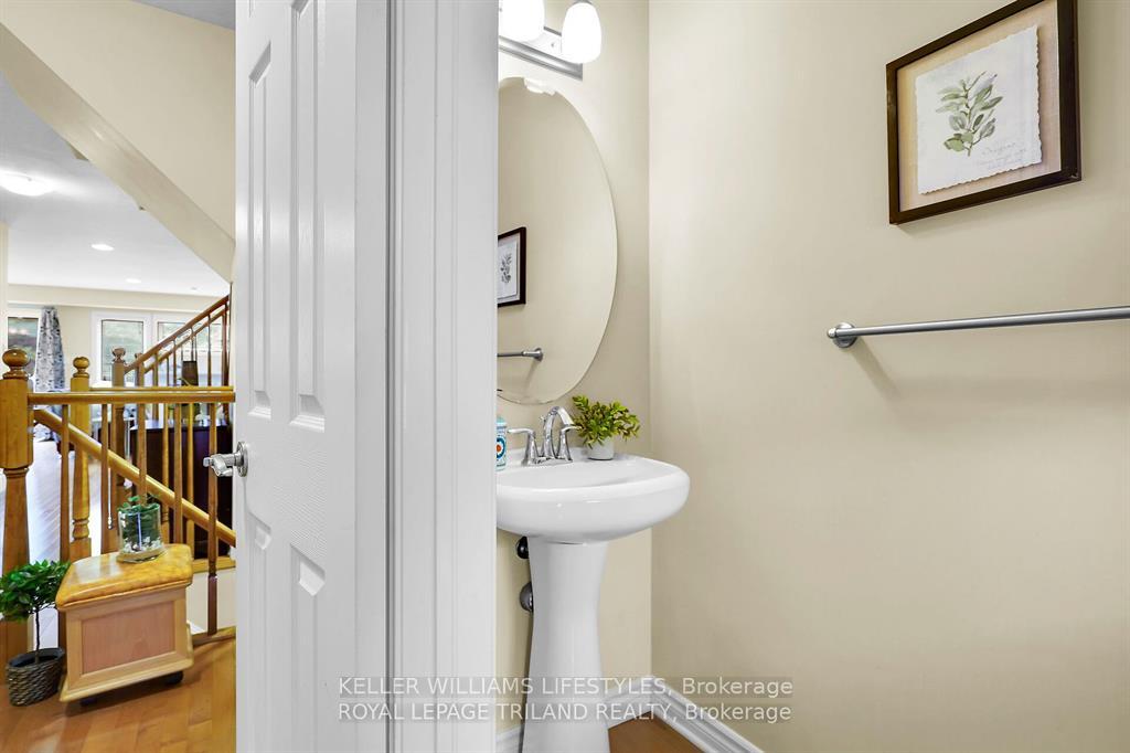 Photo 17 of Unit 173, 600 Hyde Park Road, London, North O — HOMEH