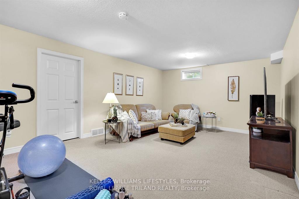 Photo 31 of Unit 173, 600 Hyde Park Road, London, North O — HOMEH