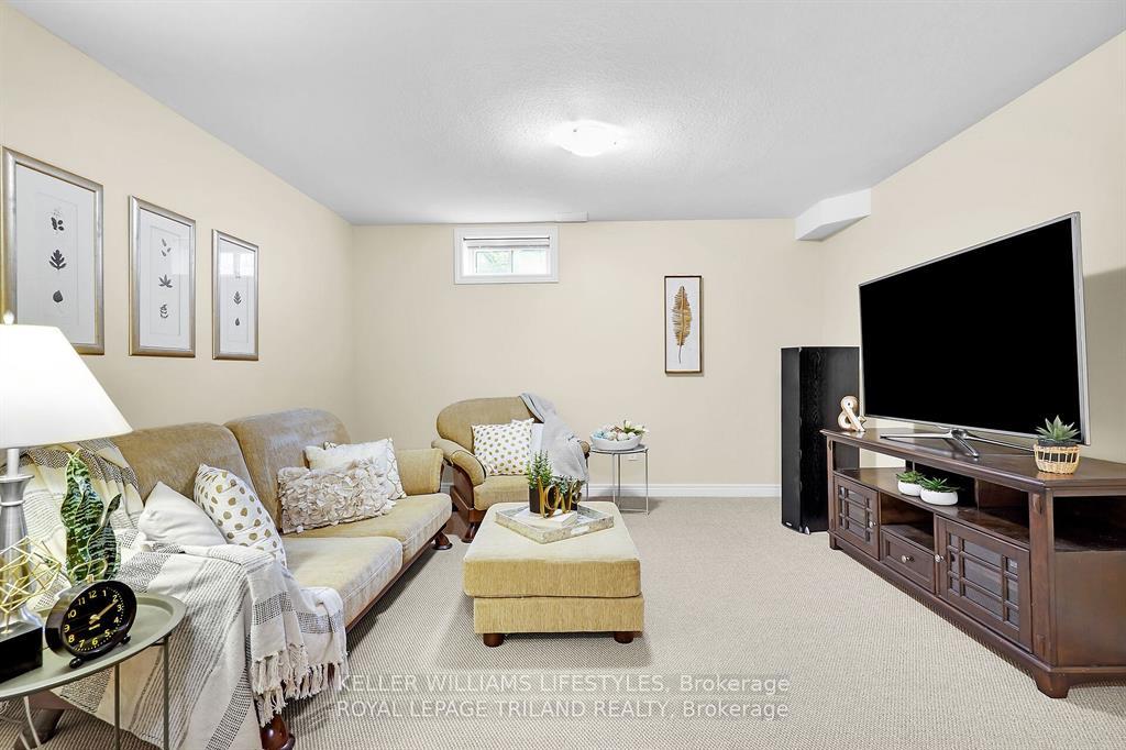 Photo 32 of Unit 173, 600 Hyde Park Road, London, North O — HOMEH
