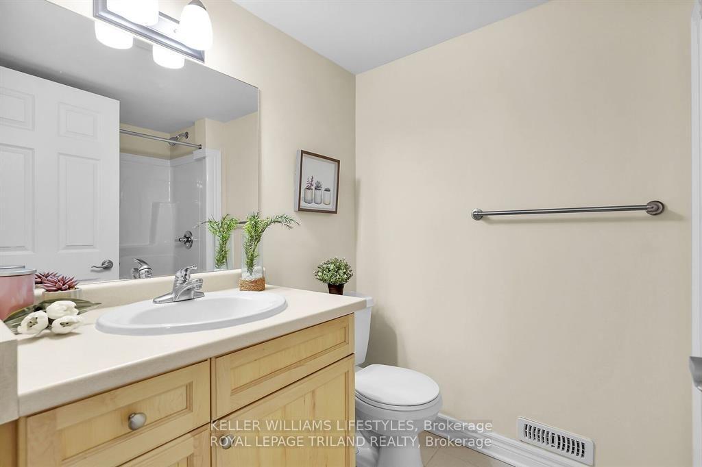 Photo 35 of Unit 173, 600 Hyde Park Road, London, North O — HOMEH