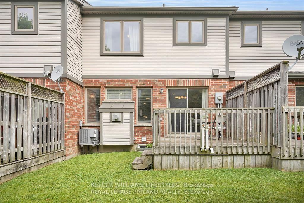 Photo 37 of Unit 173, 600 Hyde Park Road, London, North O — HOMEH