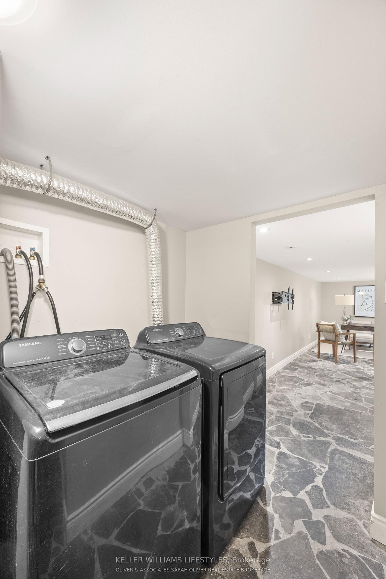 Photo 31 of 28 Renwick Avenue, London, East B — HOMEH