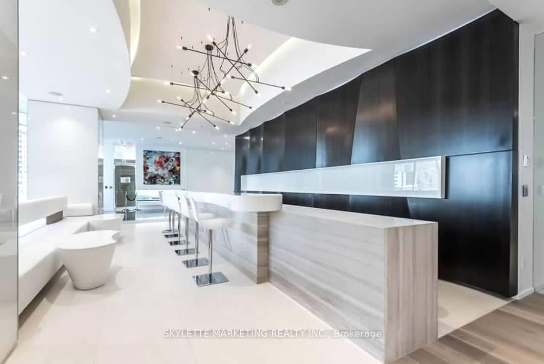 Photo 21 of Unit 3710, 1 Bloor Street E, Toronto, Church-Yonge Corridor — HOMEH