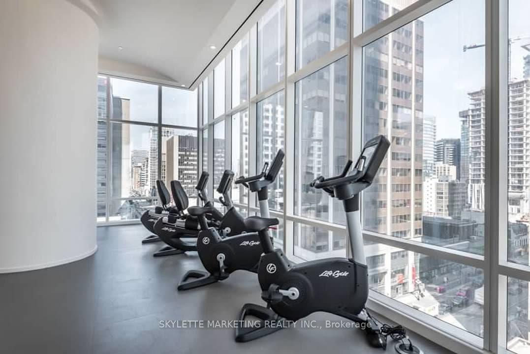 Photo 23 of Unit 3710, 1 Bloor Street E, Toronto, Church-Yonge Corridor — HOMEH