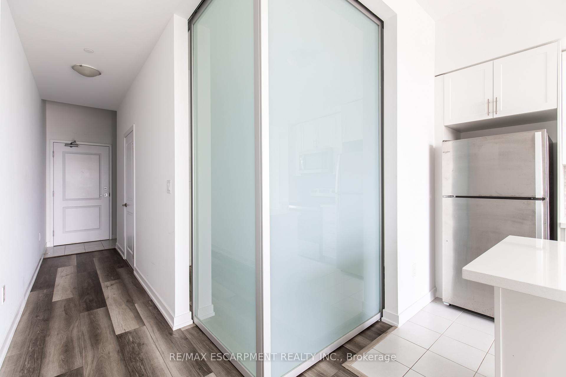 Photo 5 of Unit 416, 450 Dundas Street E, Hamilton, Waterdown — HOMEH