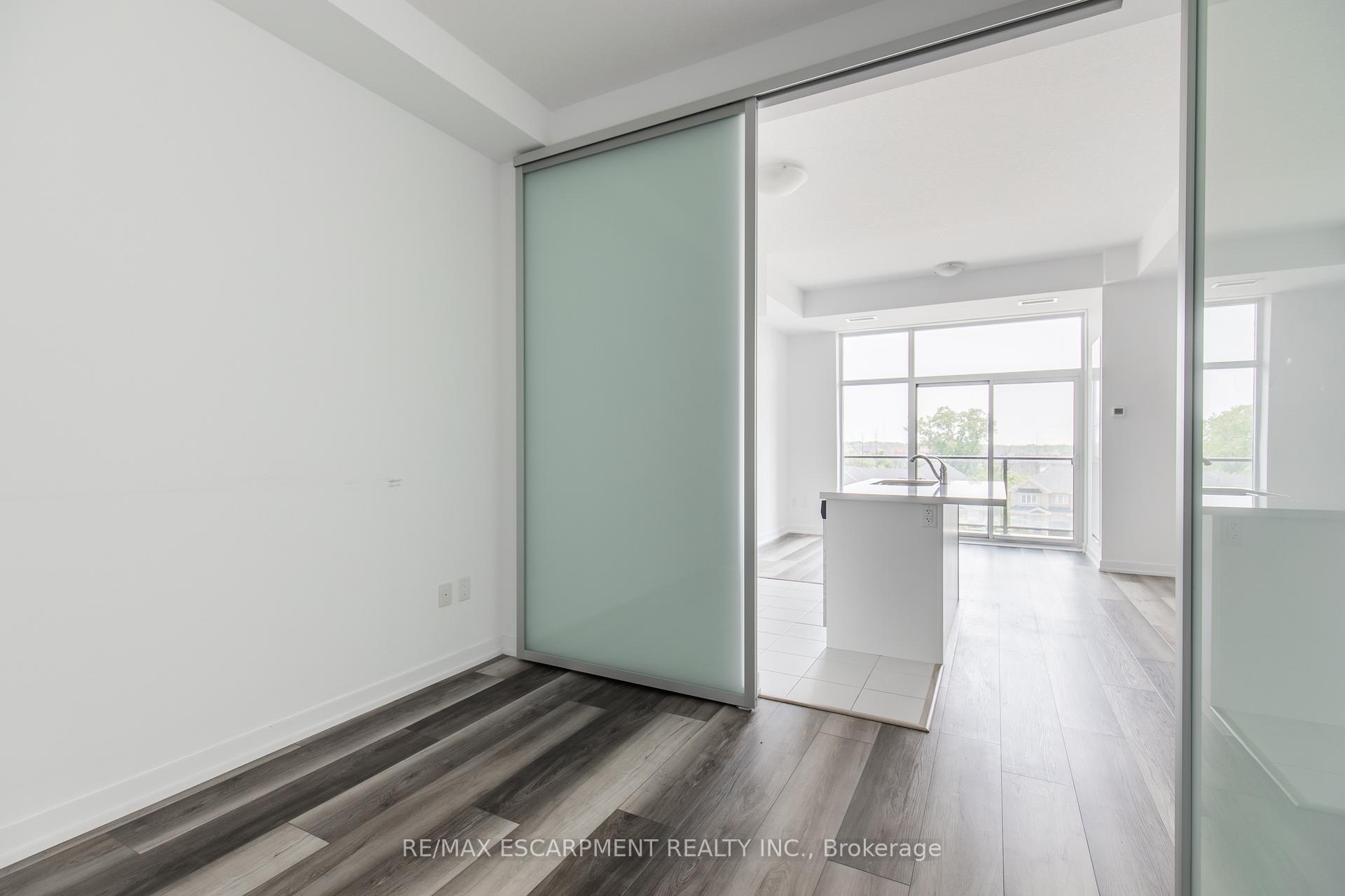 Photo 8 of Unit 416, 450 Dundas Street E, Hamilton, Waterdown — HOMEH