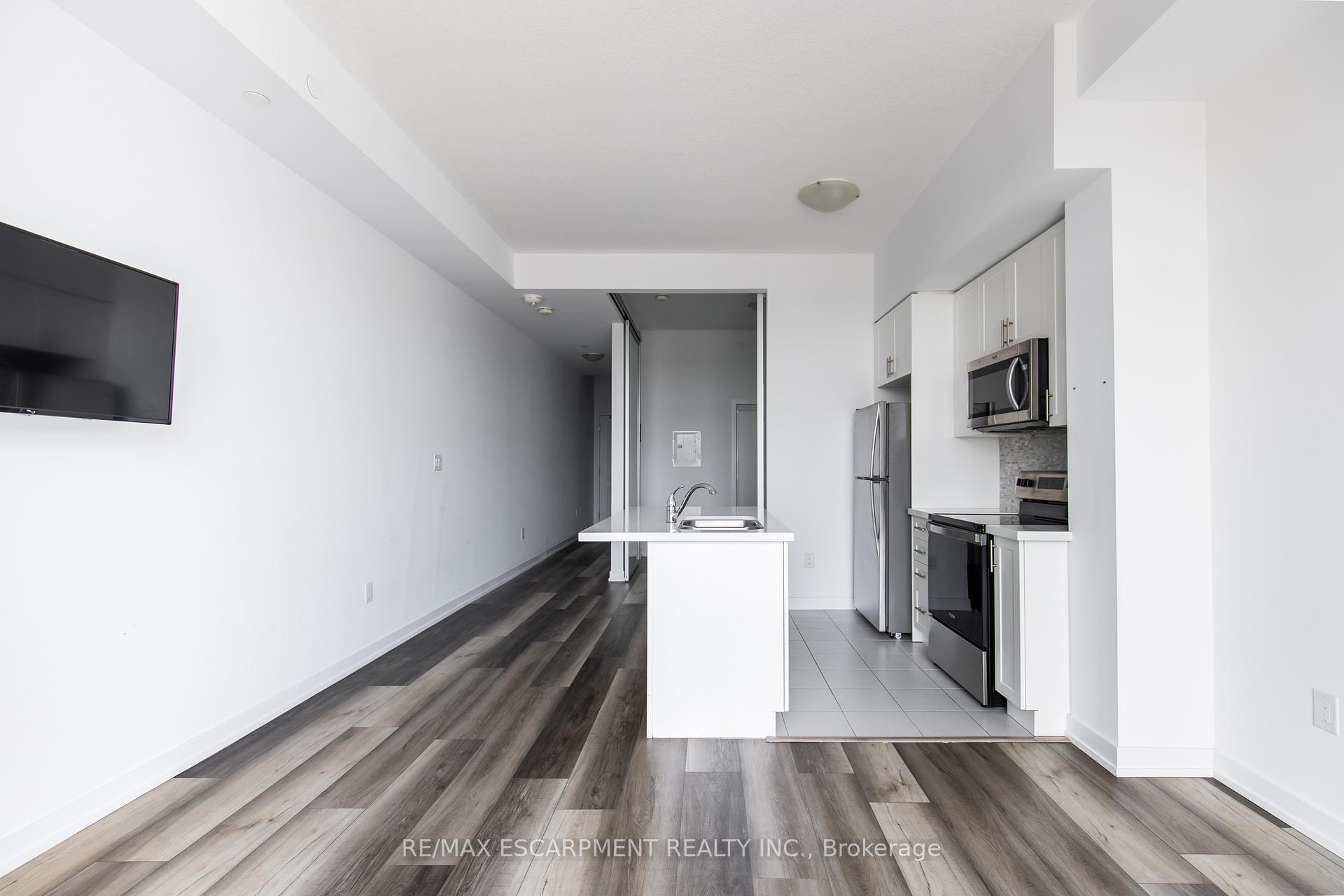 Photo 13 of Unit 416, 450 Dundas Street E, Hamilton, Waterdown — HOMEH