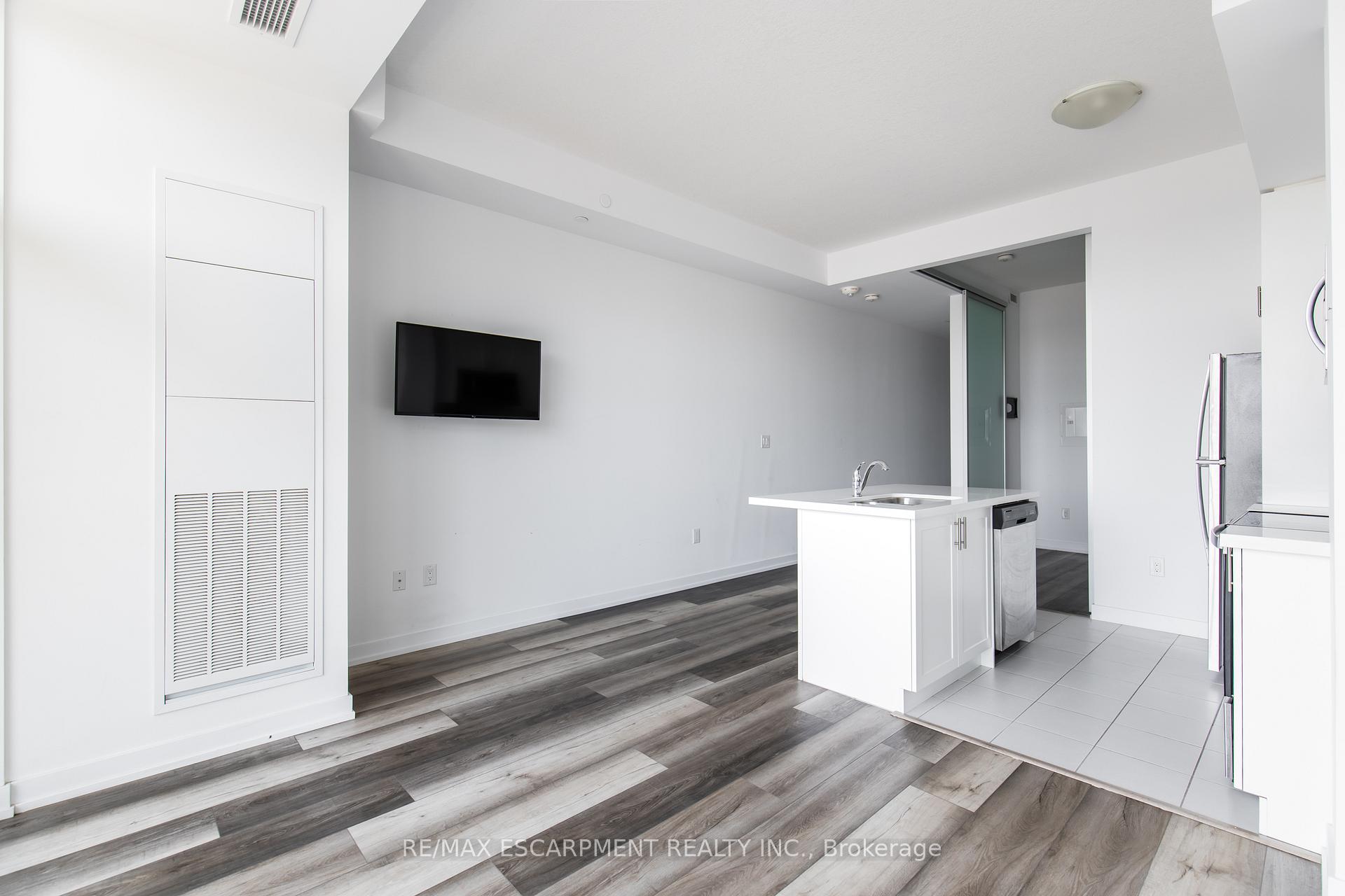 Photo 14 of Unit 416, 450 Dundas Street E, Hamilton, Waterdown — HOMEH